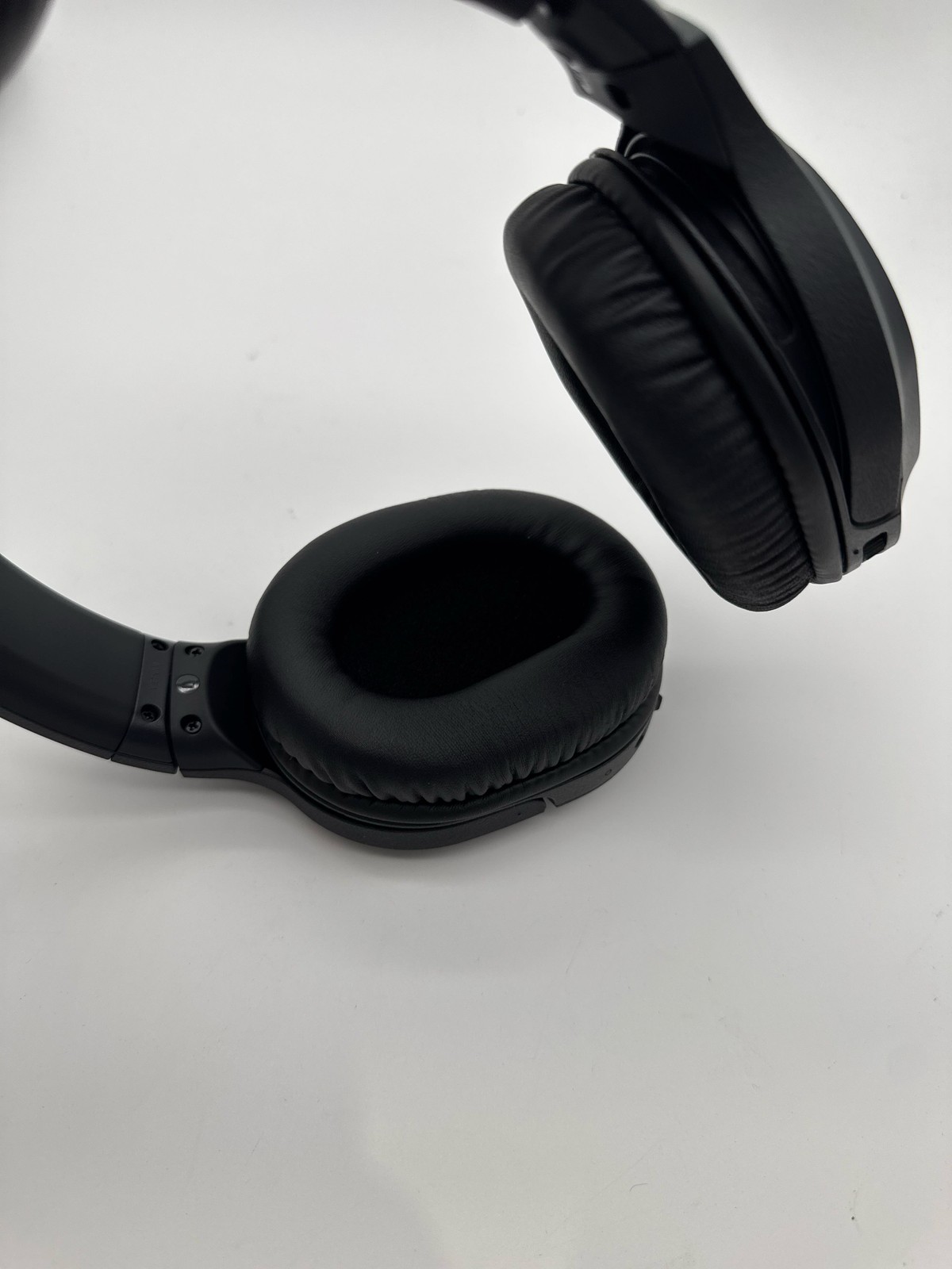 Sony WH-RF400 Wireless Over-Ear Home Theater Headphones 20hr 150ft RF Black