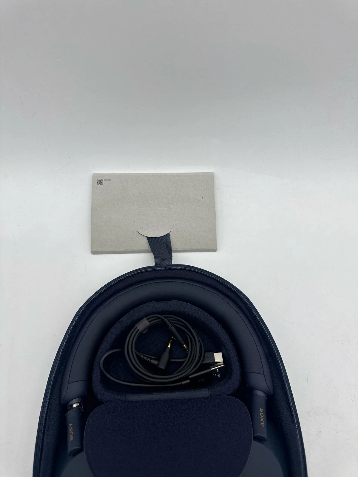 Sony WH-1000XM5 Wireless Noise Canceling Over-Ear Headphones Midnight Blue
