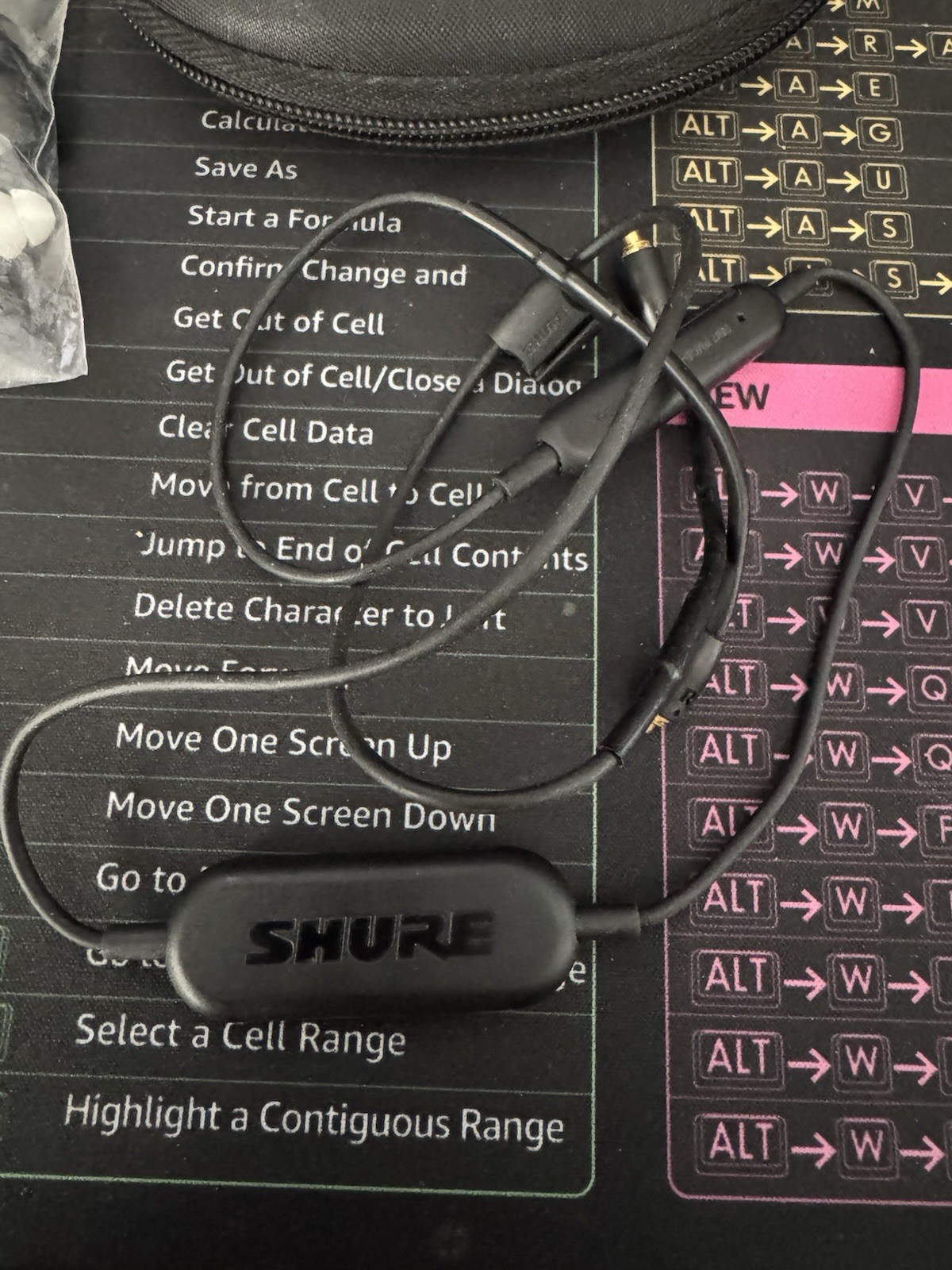Shure SE535 Sound Isolating In-Ear Earphones with Shure RMCE-BT1