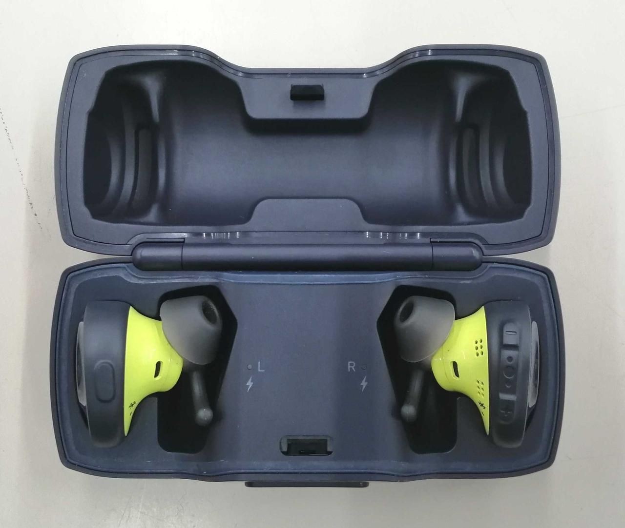 BOSE BLUETOOTH Earbuds 423729 Used