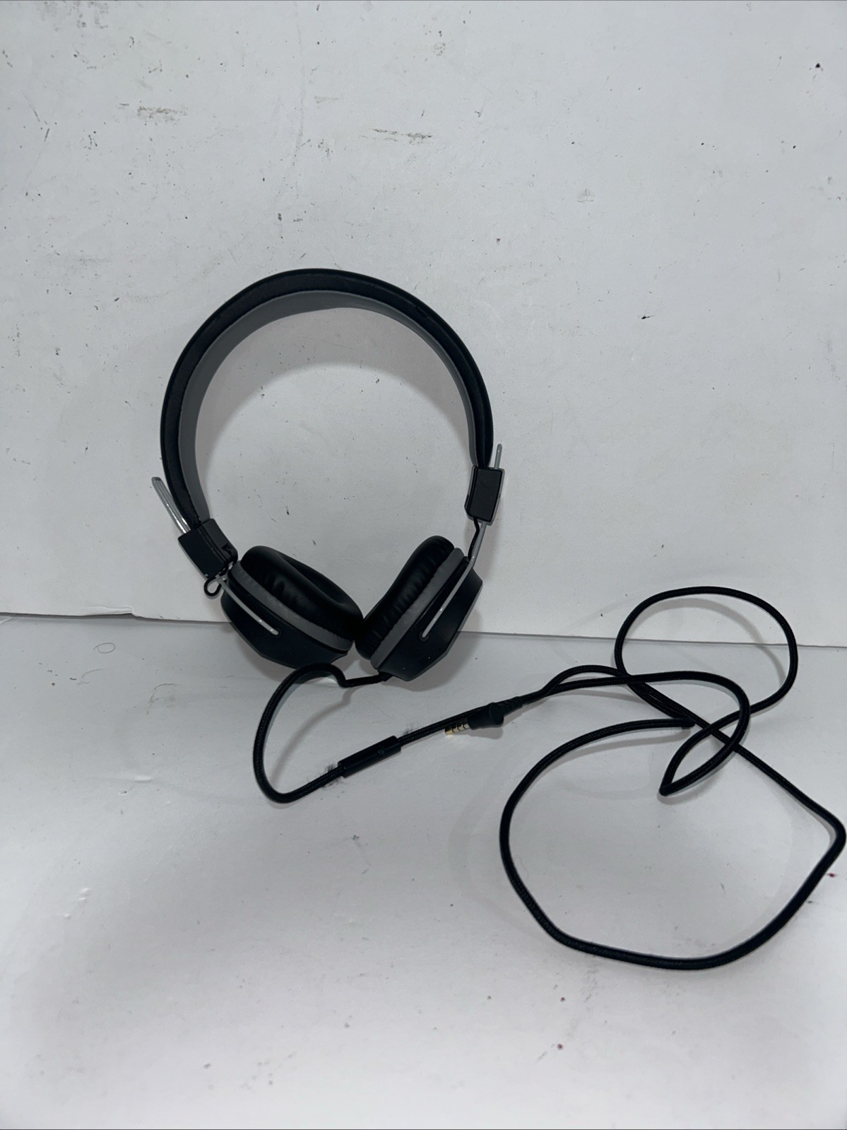 JLAB NEON ON EAR WIRED HEADPHONES