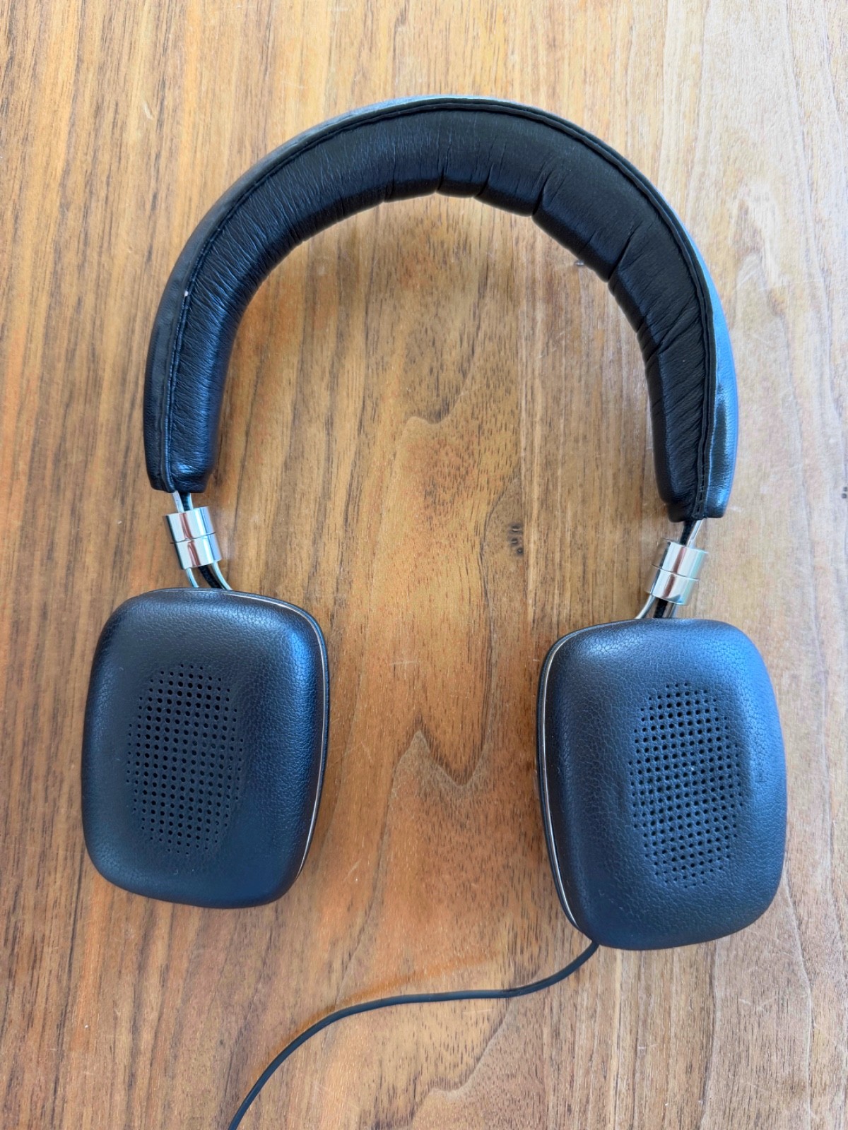 Bowers & Wilkins P5 Mobile Hi-Fi On-Ear Headphones