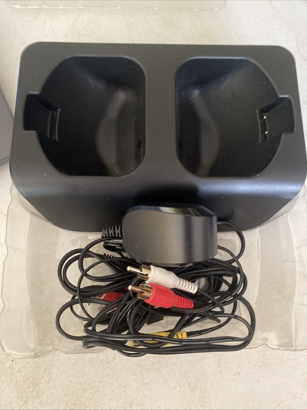 Artiste 2.4G Stereo Wireless Headset Headphones ADH300 30M Distance