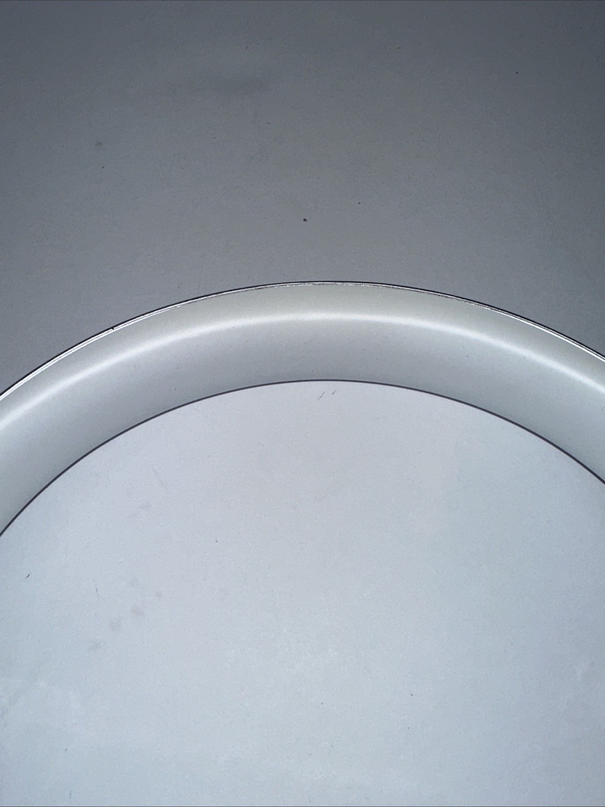 Beats by Dr. Dre Solo3 Wireless Needs New Pads Headphones White Silver