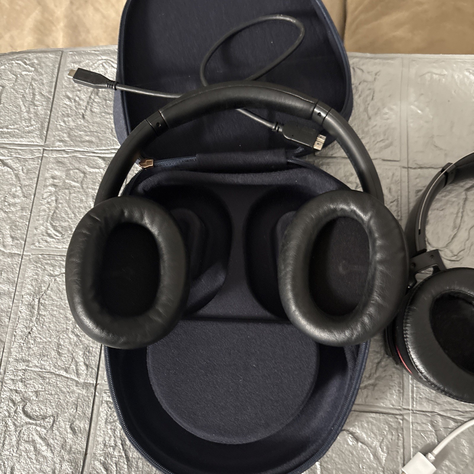Sony WH-CH720N & Sony XB950B1 Extra BassHeadphones Black. Tested & Work /Read