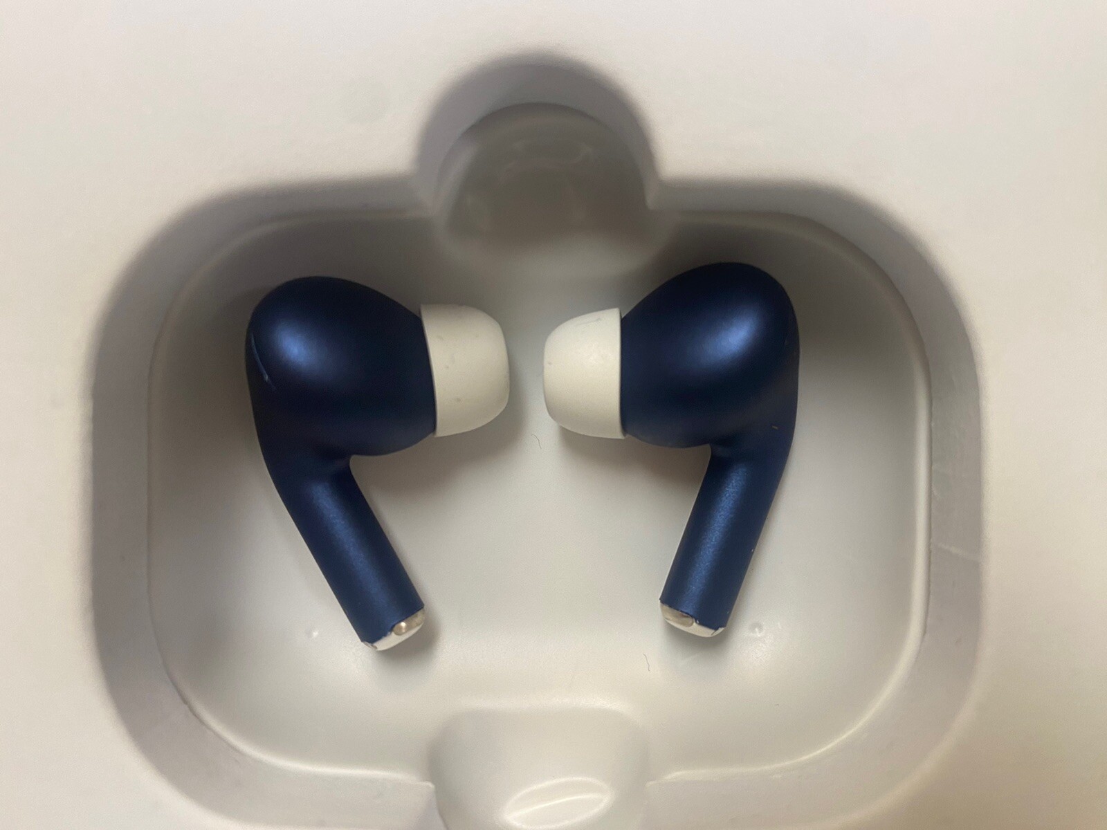 BRAND NEW IANDICE || inpods 13 Wireles Earbuds comes with lighting cable