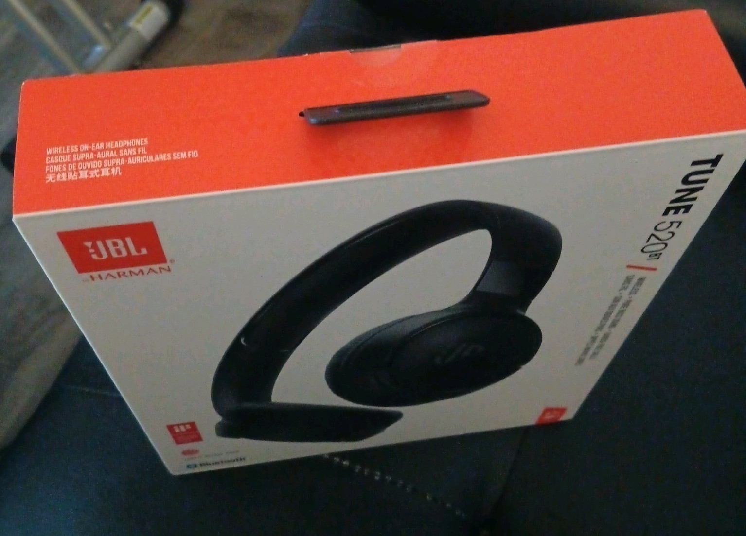 JBL Tune 520BT Wireless On-Ear Headphones — Black (Brand New, Sealed)