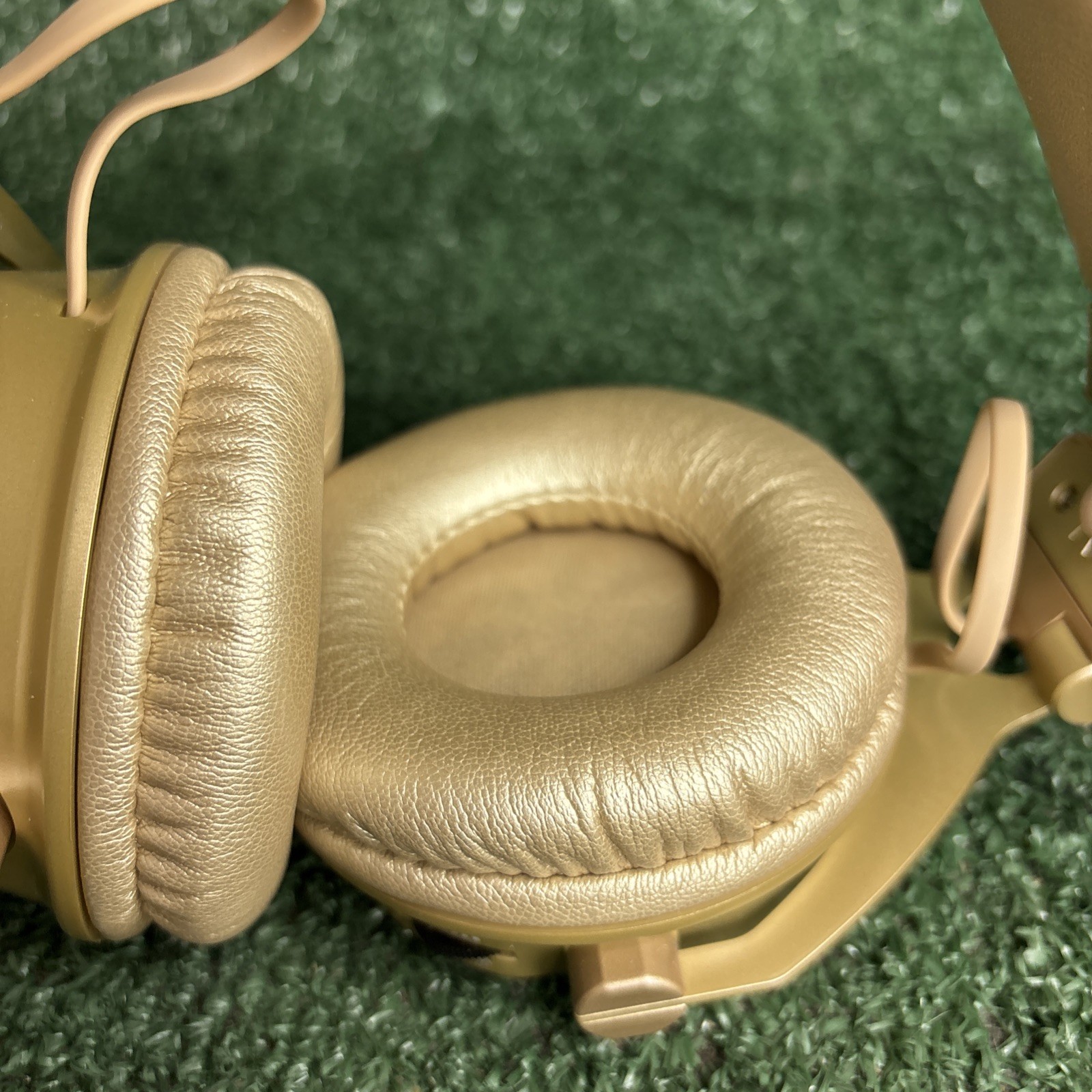 CEEK VR 360 Advanced Wireless Bluetooth Headphones with 4D Vibrations Gold