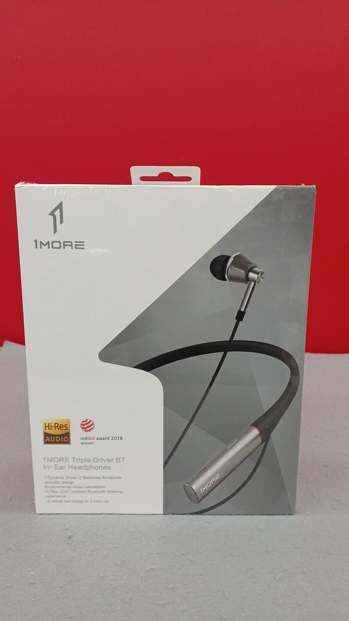 1MORE E1001BT Bluetooth Earphones in Ear Black