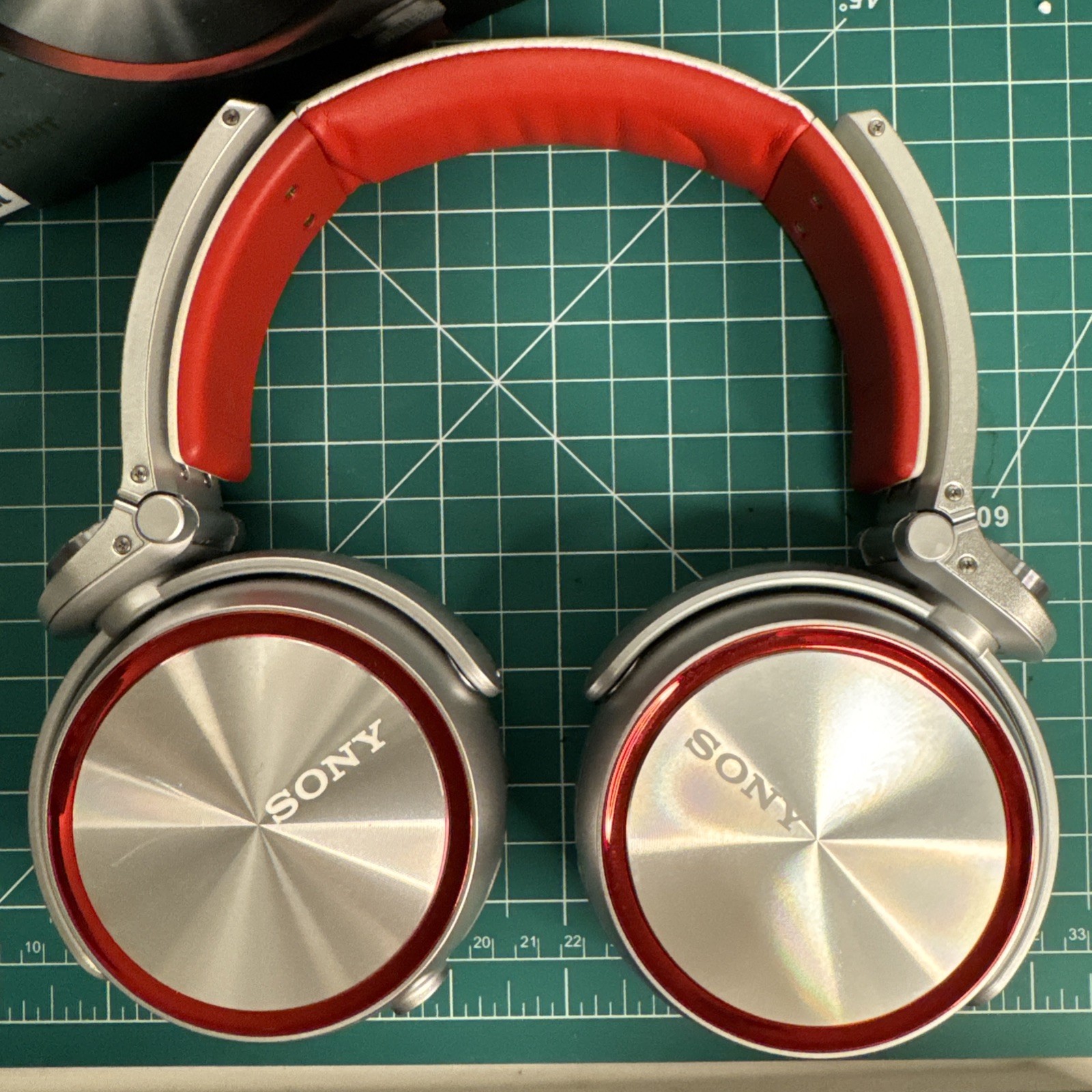 Sony MDR-XB920 Extra Bass Headphones TESTED