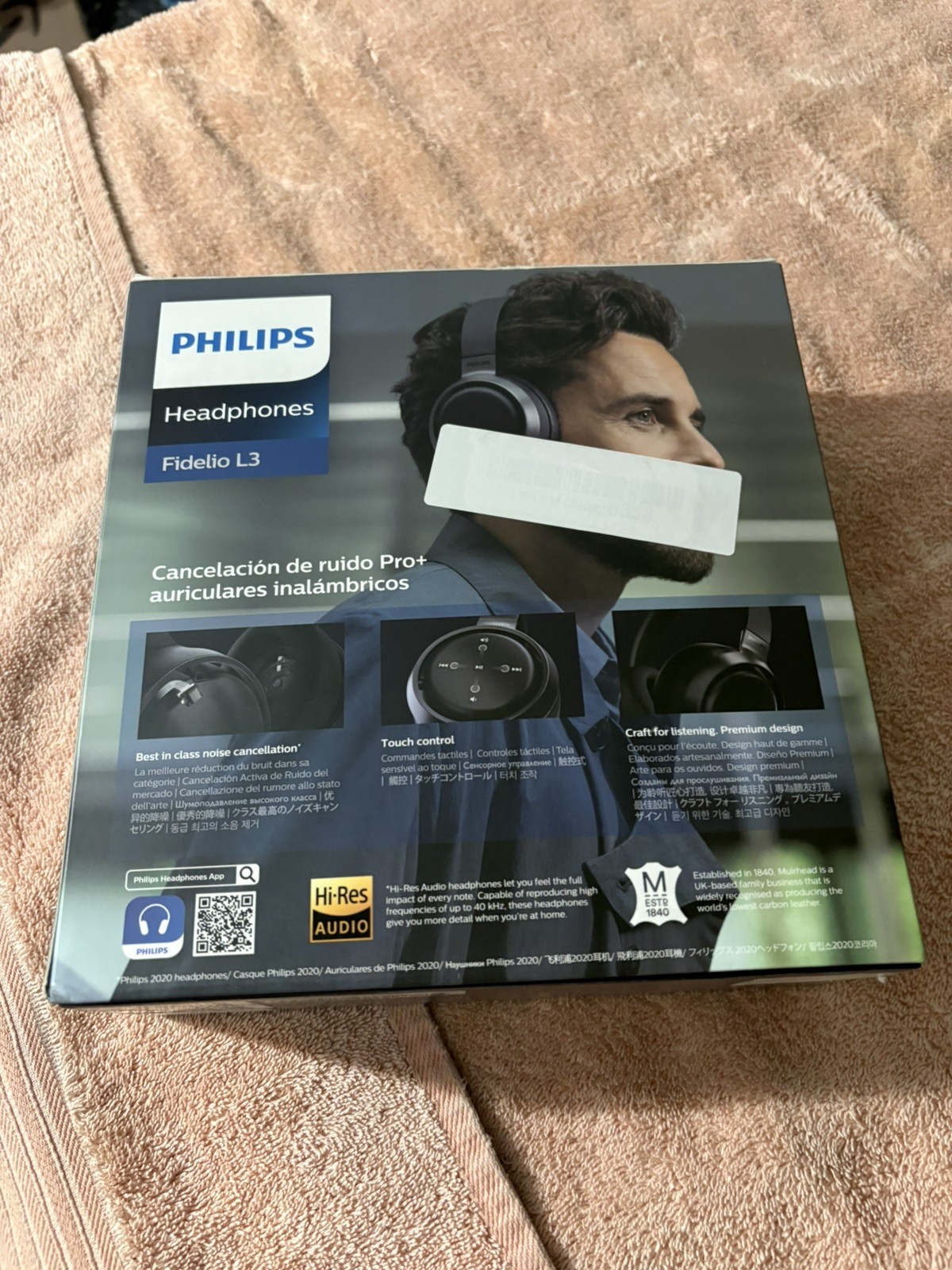 Philips Fidelio L3 Pro Over-Ear Wireless Headphones
