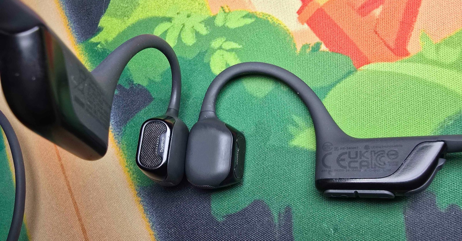 Shokz OpenRun Pro 2 Bone Conduction Sports Headphones Black S820