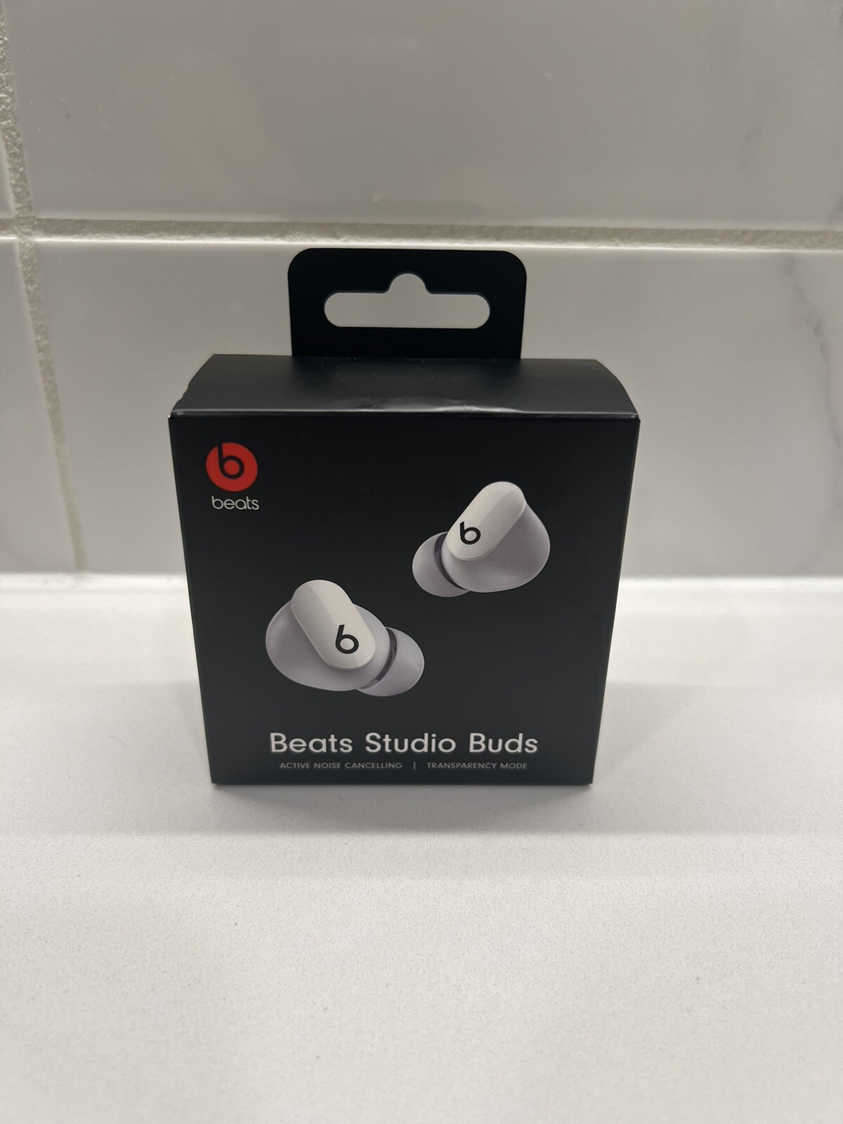 Beats by Dr. Dre Studio Buds – Active Noise Cancelling | White | MJ4Y3LL/A