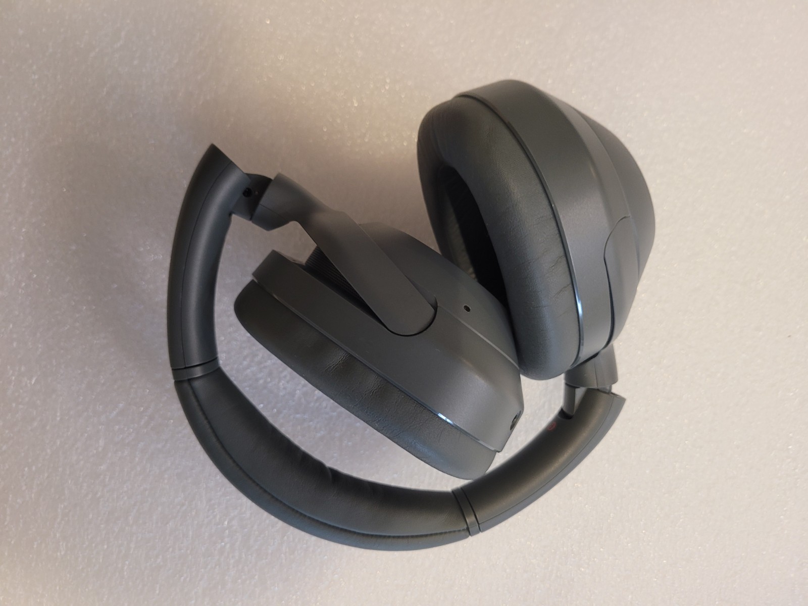 Sony ULT WEAR 900N Wireless Noise Canceling Bluetooth Headphones Forest Gray