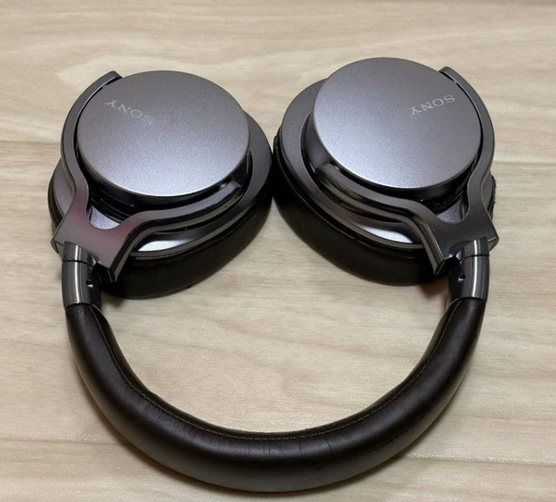 SONY MDR-1ADAC Stereo headphones Closed Dynamic Hi-Res AUDIO USB DAC Silver