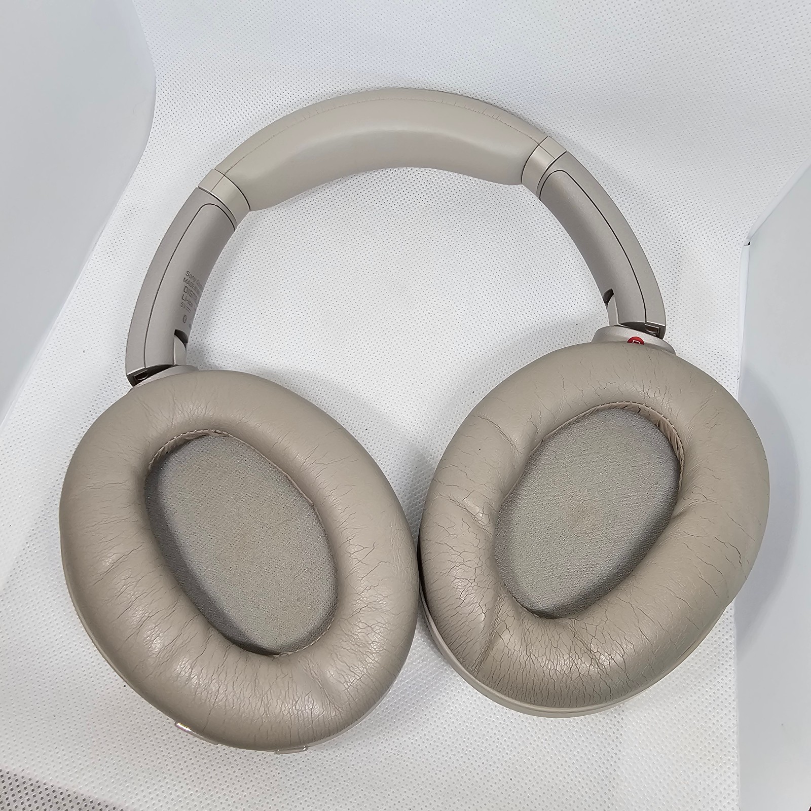 Genuine Sony WH-1000XM3 Wireless Noise-Cancelling Over-the-Ear Headphones Beige