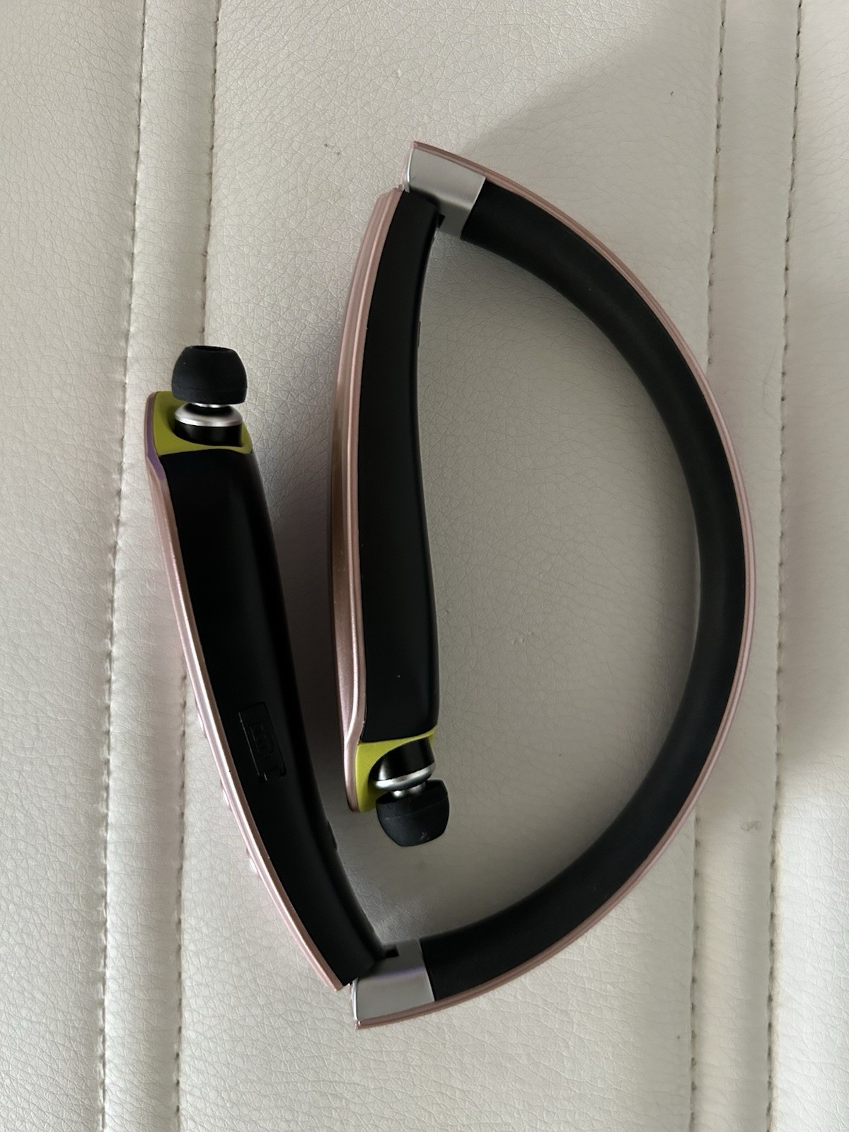 Wireless Bluetooth Neckband Headphones with Retractable Earbuds and Case
