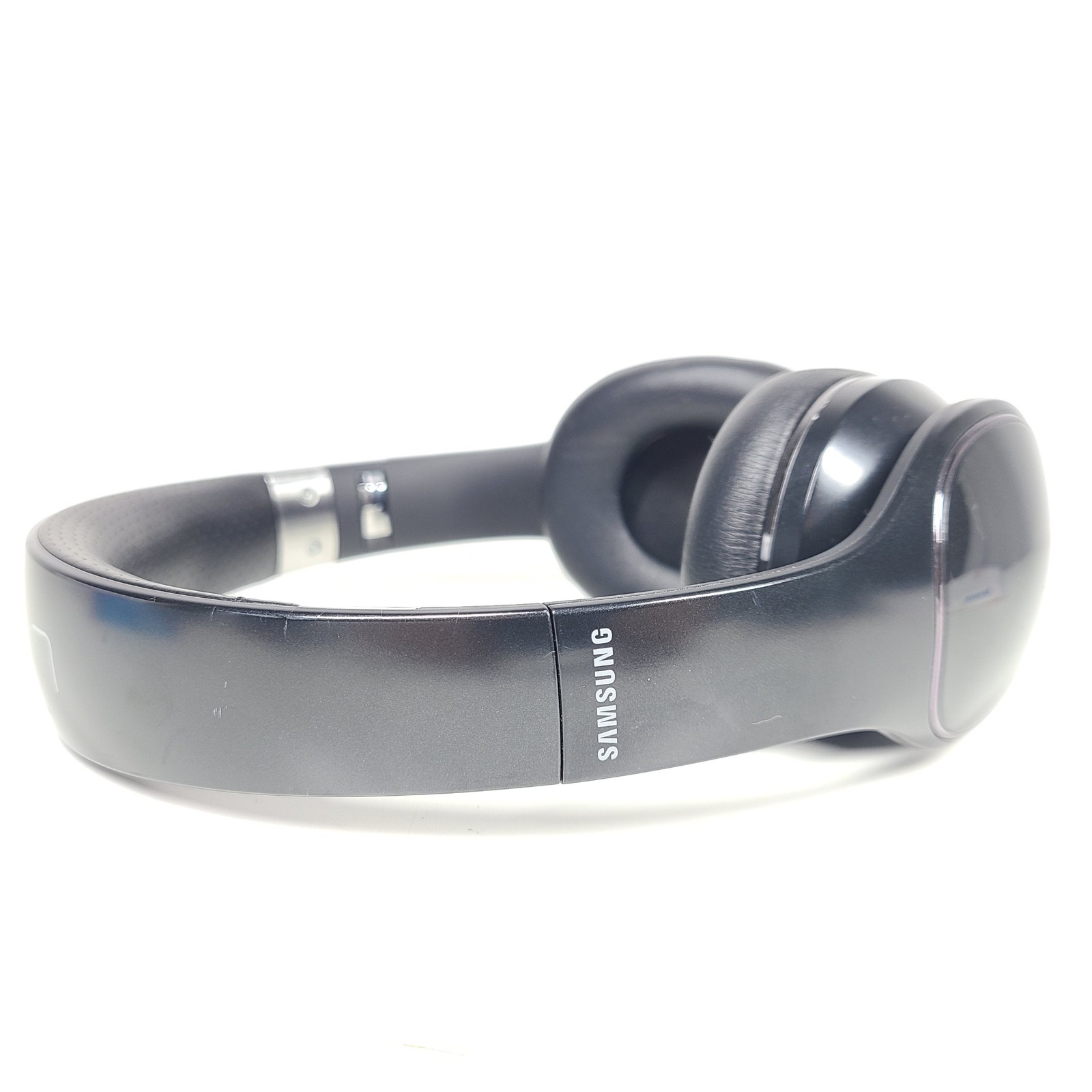 Samsung Level On Wired On Ear Headphones with Microphone – Black – Grade A