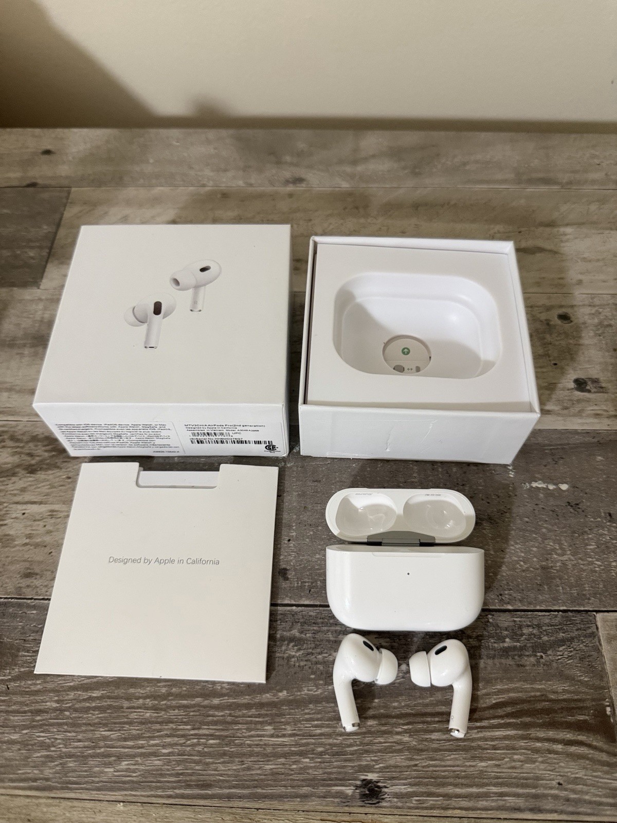 Apple AirPods Pro 2nd Gen White ANC MagSafe USB-C Wireless Charging