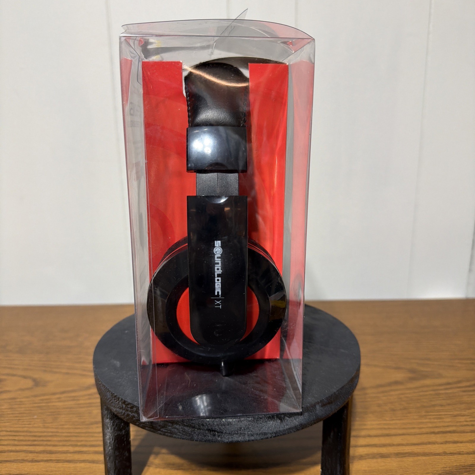 Soundlogic Headphones 3.5 Mm Stereo Mini Plug NIB