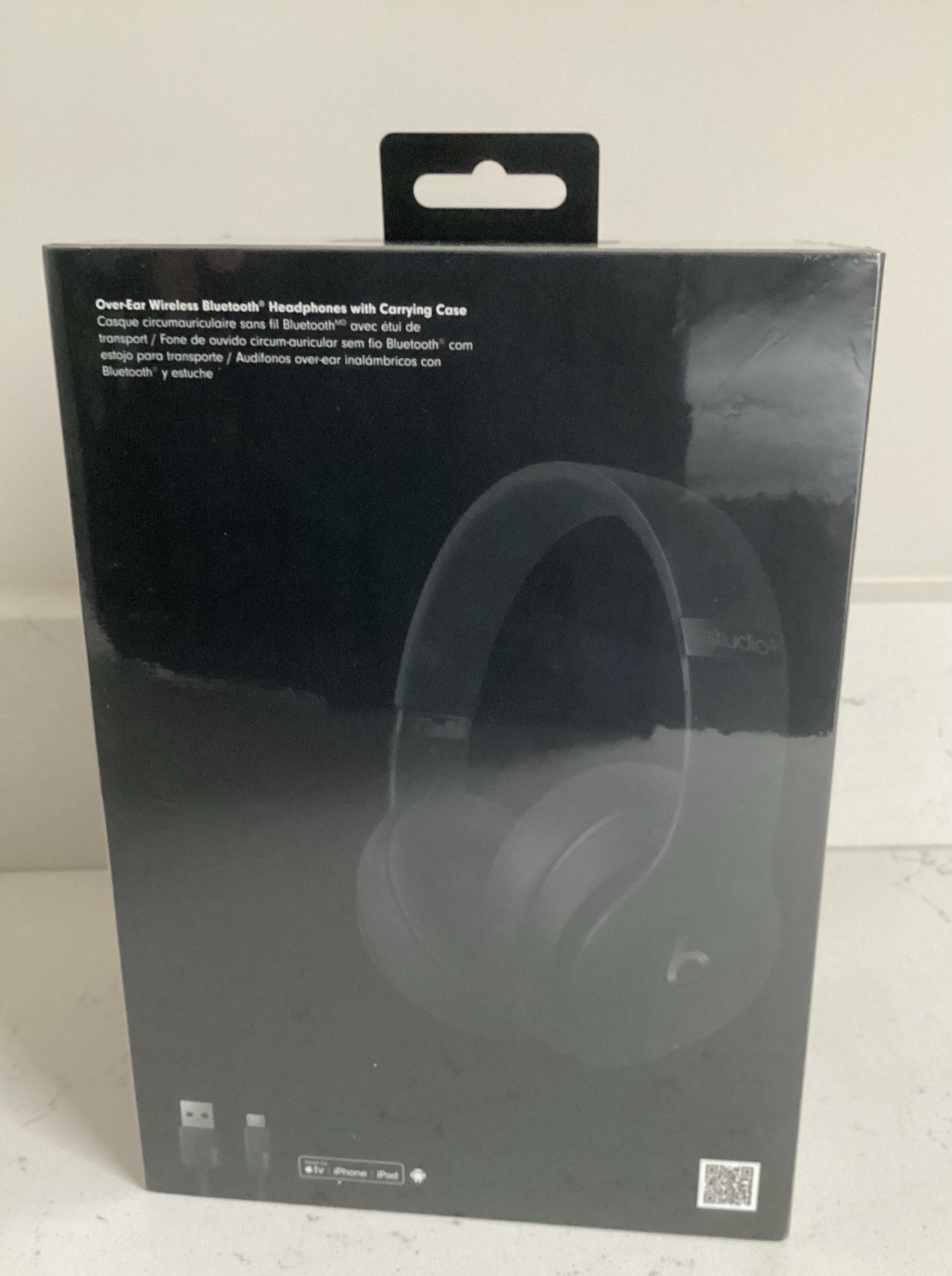 Beats by Dr. Dre Studio3 Over the Ear Wireless Headphones – Black