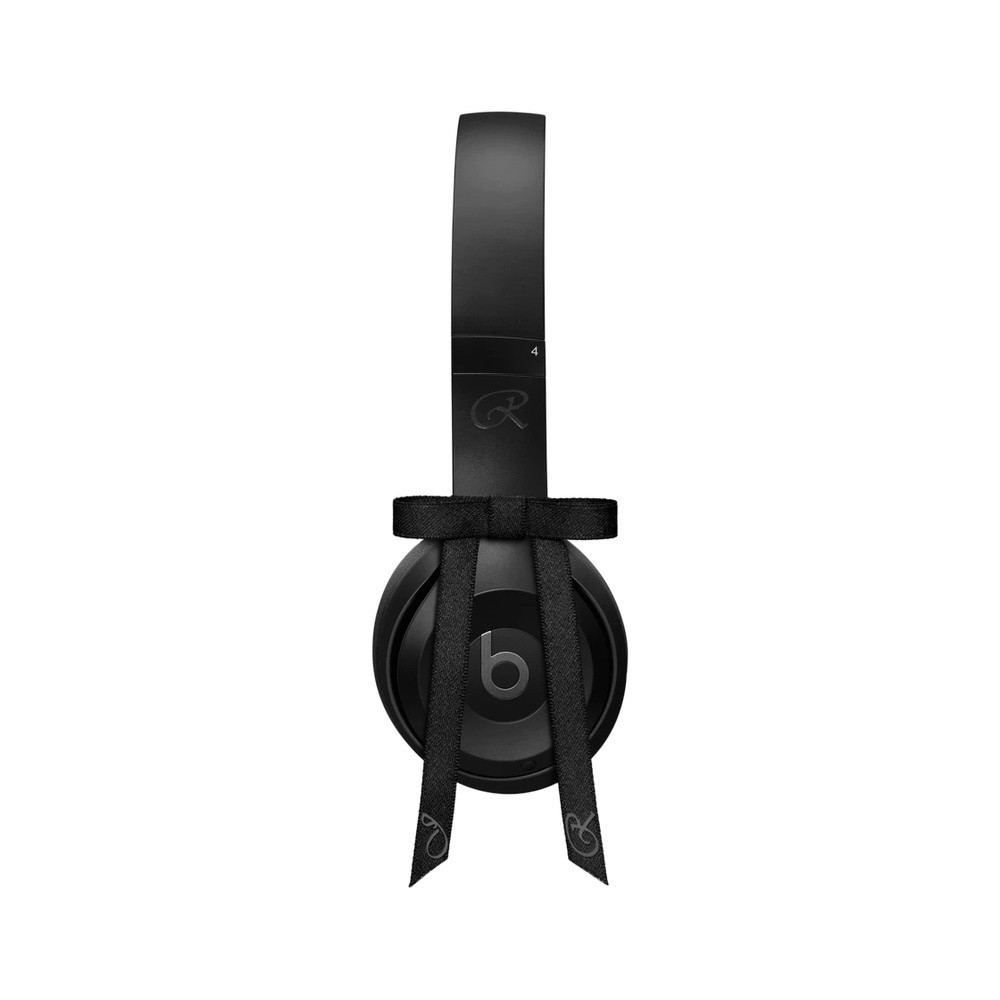 Beats Solo 4 Wireless On-Ear Headphones Jennie Onyx Black Korea Ver