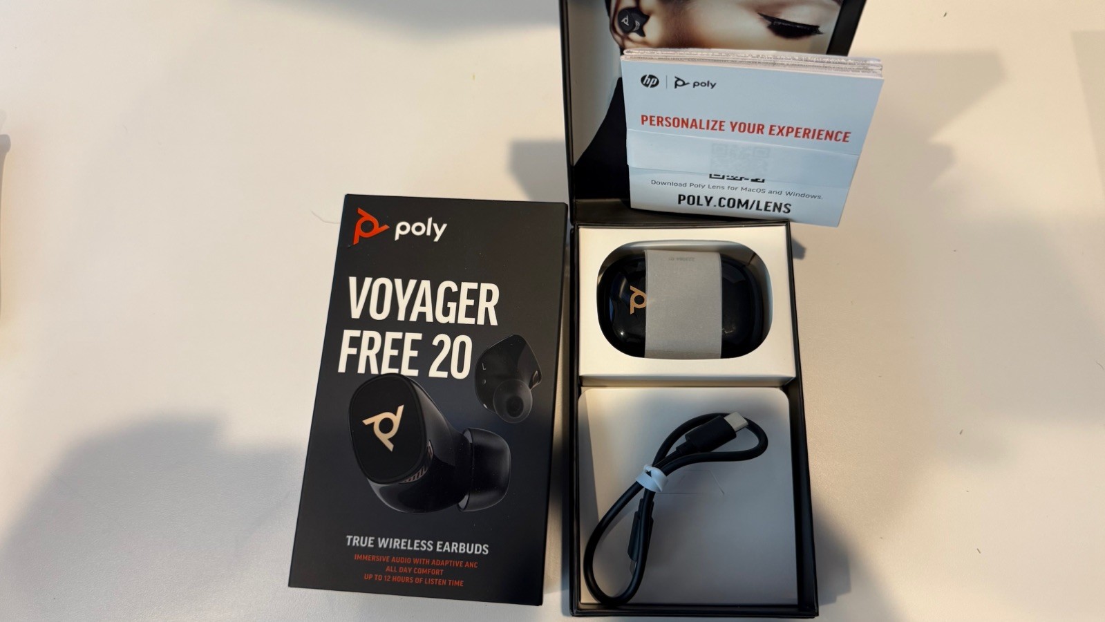 HP Poly Voyager Free 20 Black Earbuds + Basic Charge Case NEW