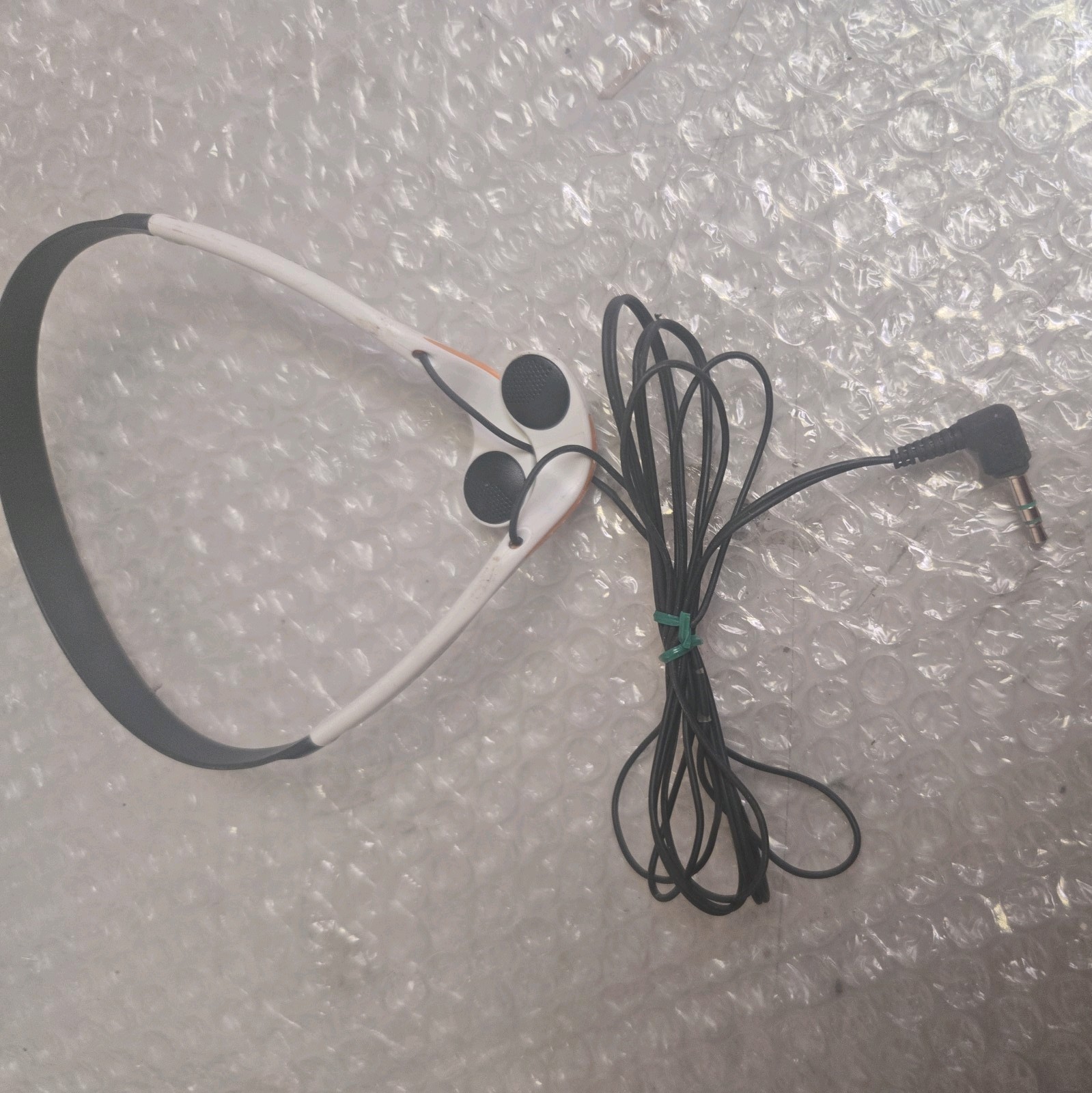 Vintage Sony Wired Stereo Headphones – (MDR-W015) 👀 Free Shipping