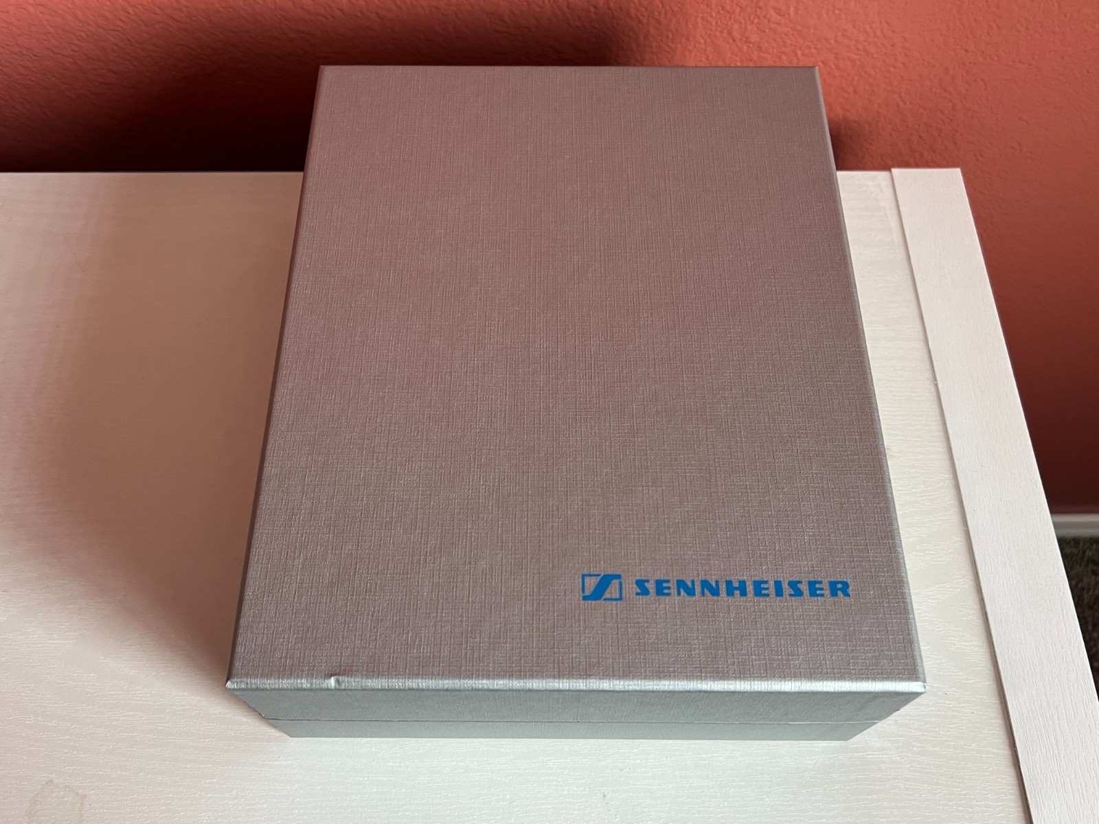 Sennheiser HD 650 Headphones – Over Ear – Open Back – Gray/Black