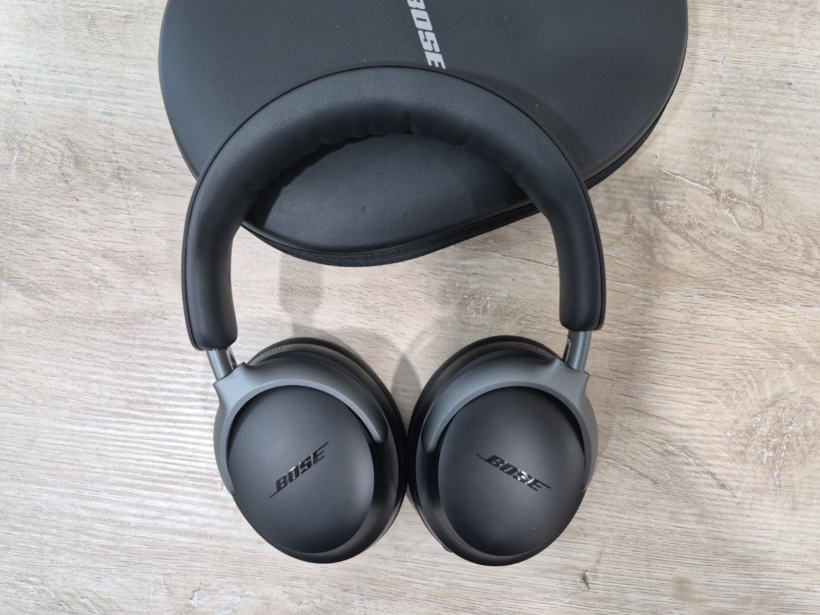 Bose QuietComfort Ultra Wireless Noice Cancelling Over-Ear Headphones – Black