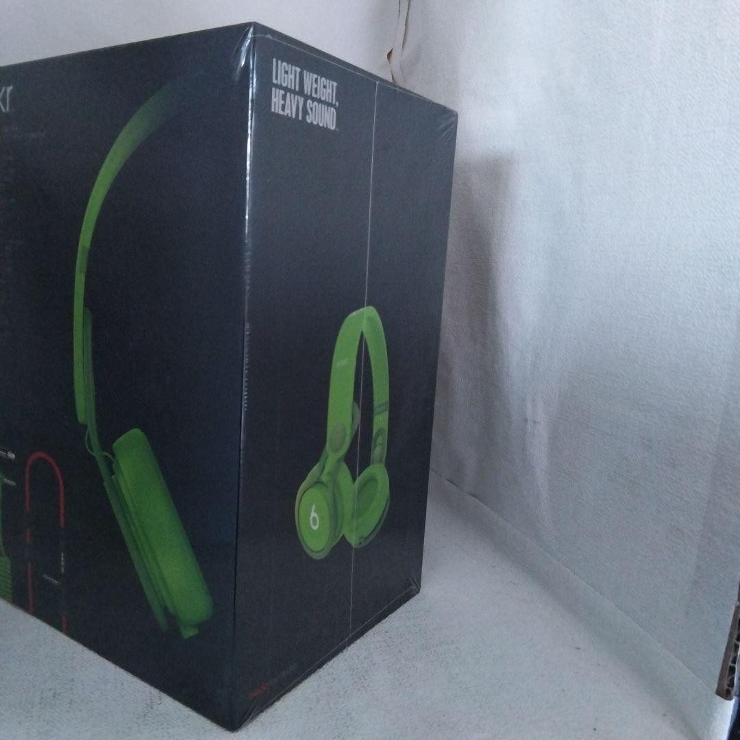 Beats by Dr. Dre mixr Green Foldable Headphones japan