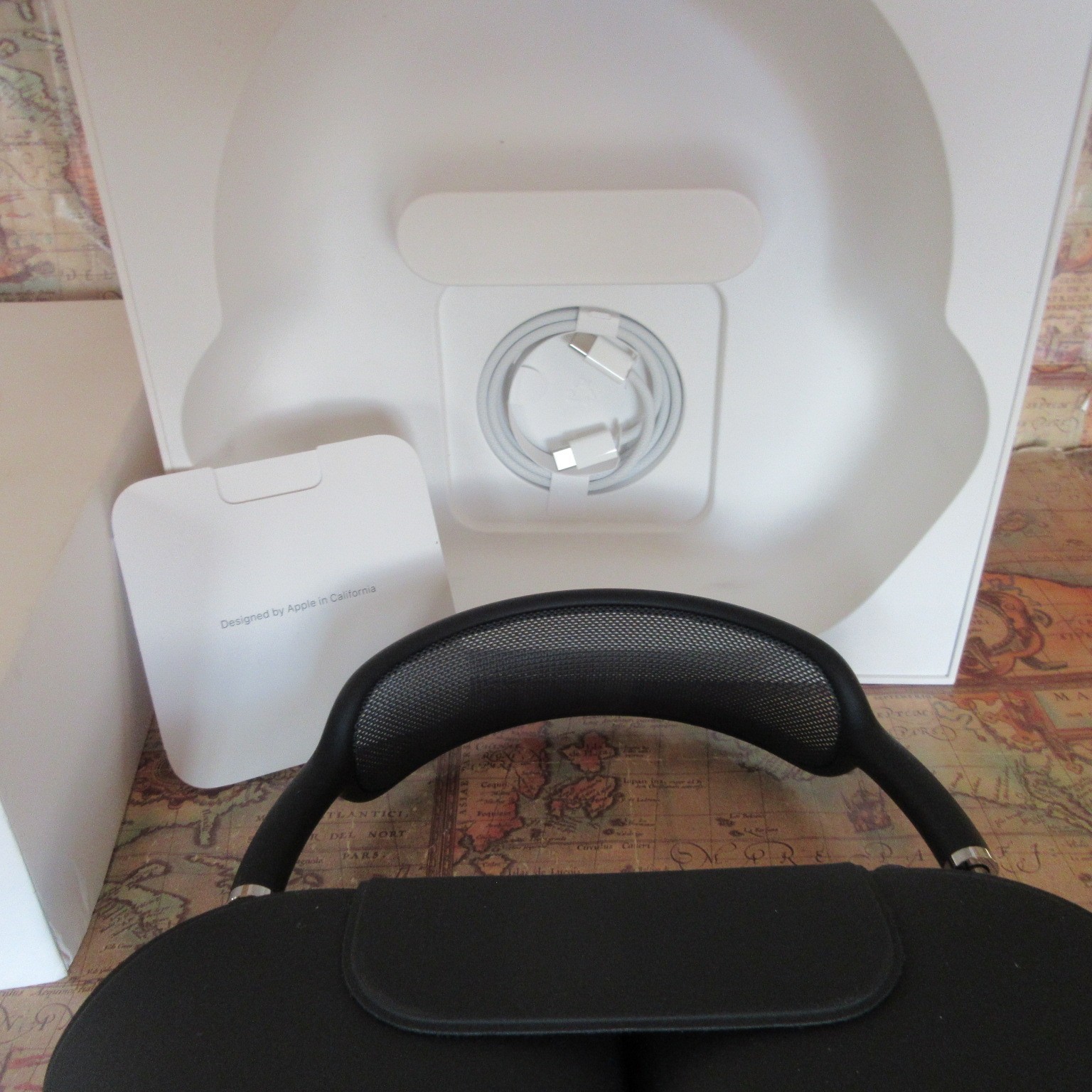🍎 Apple AirPods Max – Wireless Over-Ear Headphones -Midnight-MWW43AM/A