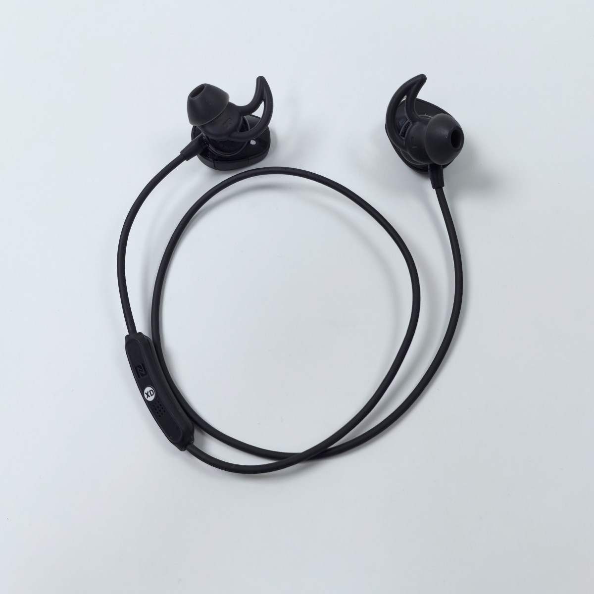 Bose SoundSport In-Ear Headphones Wireless Bluetooth Neckband Earbuds Black