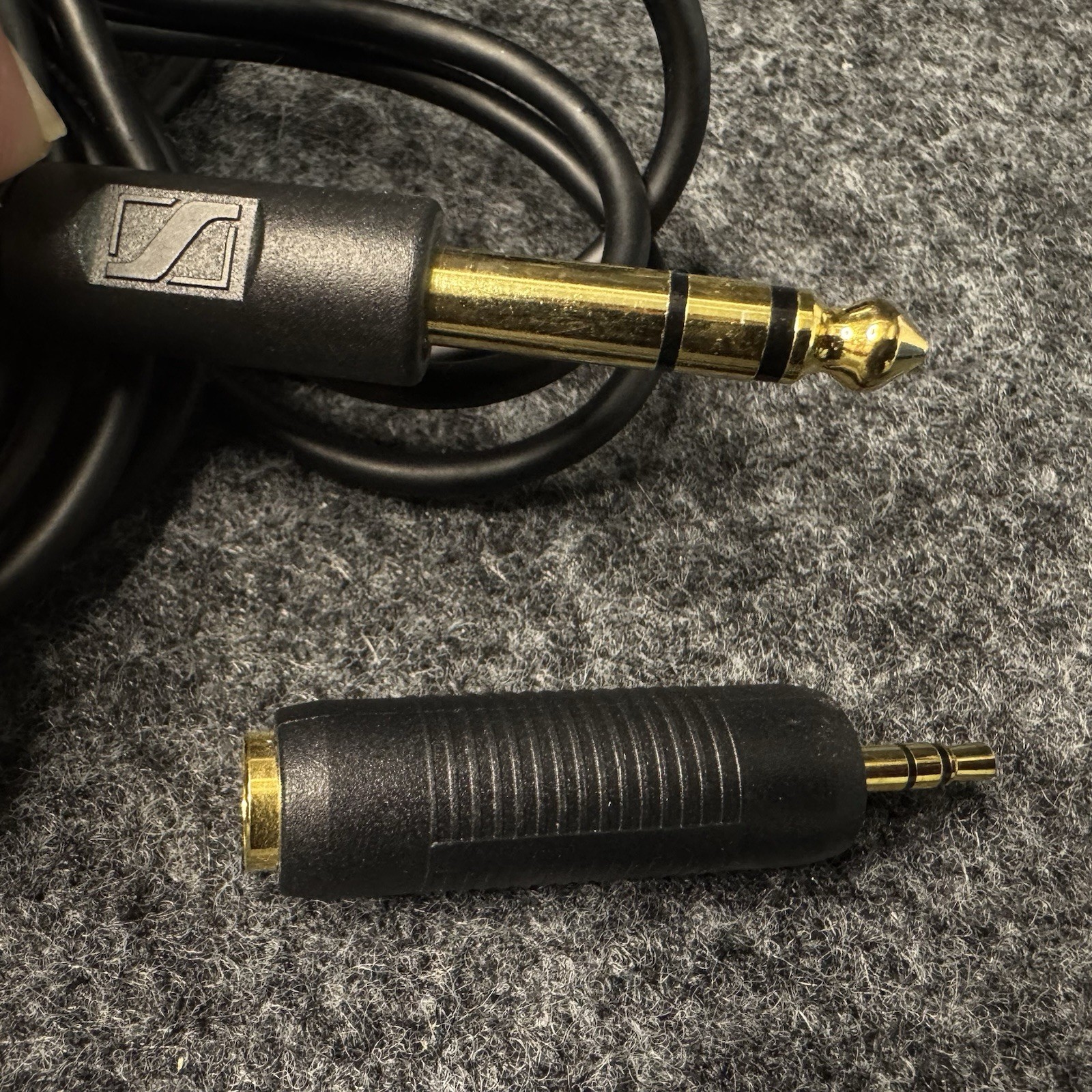 Sennheiser HD 515 Open Back Over Ear Headphones Wired Audio Stereo Adapter