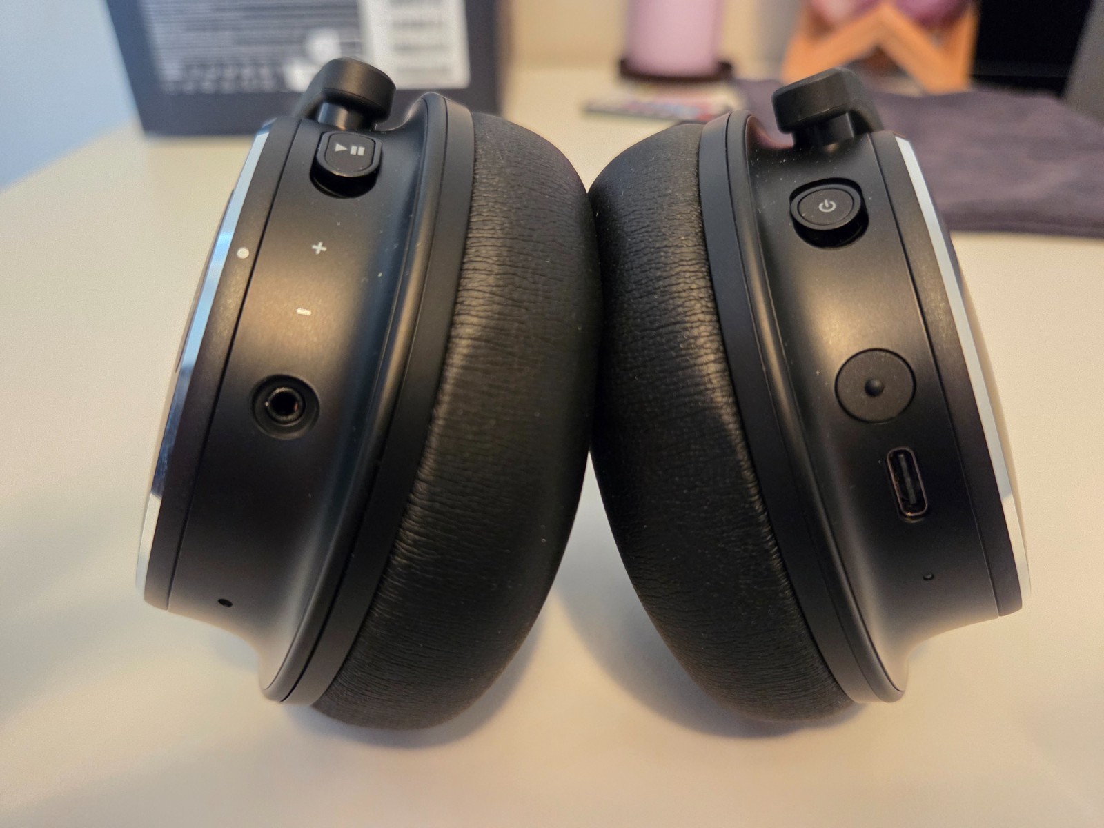 Samsung AKG Y600NC Noise Cancelling Bluetooth Headphones – Graphite Black