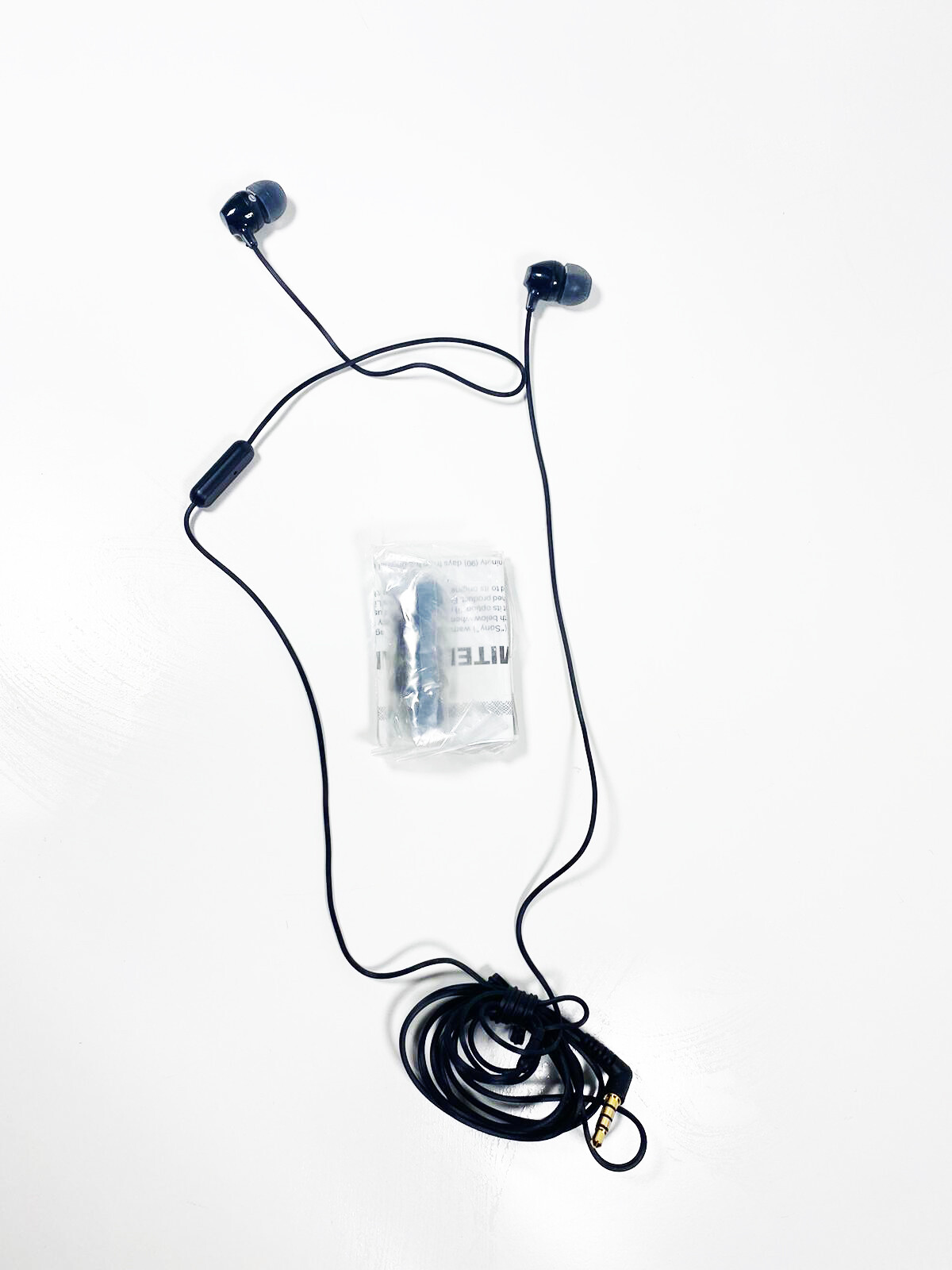Original New Sony Stereo Headphones MDR-EX15AP – Black with Mic & Remote