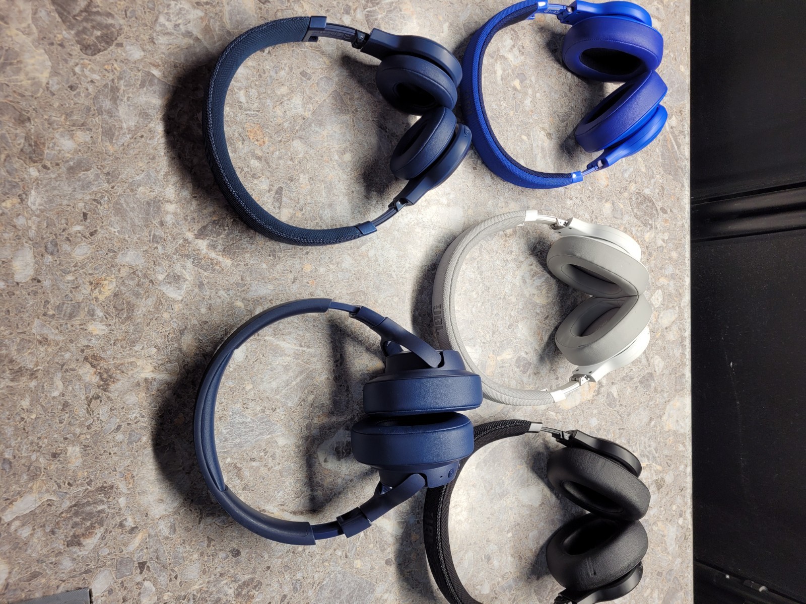JBL Live 660NC, JBL Live 460NC, and more 5 total Bluetooth Headphones working