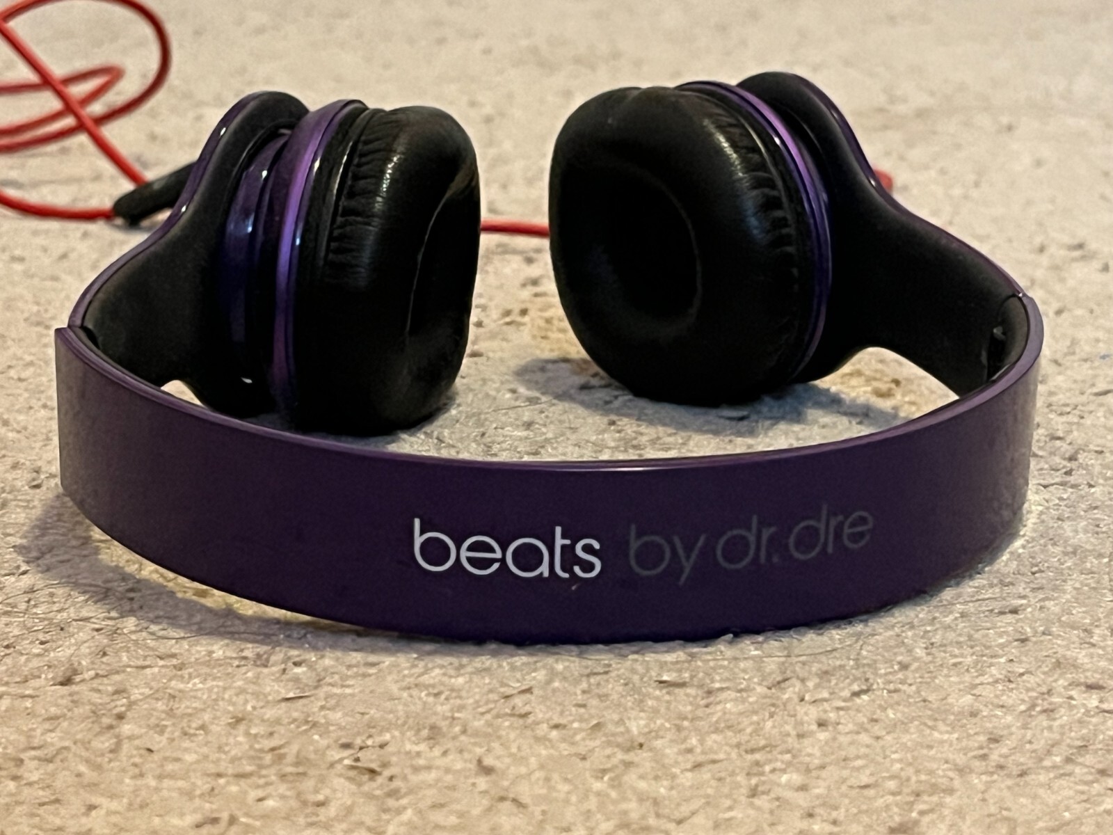 beats by dr. dre Purple Headphones with Wire Jack On The Ear Pad Headband Rare