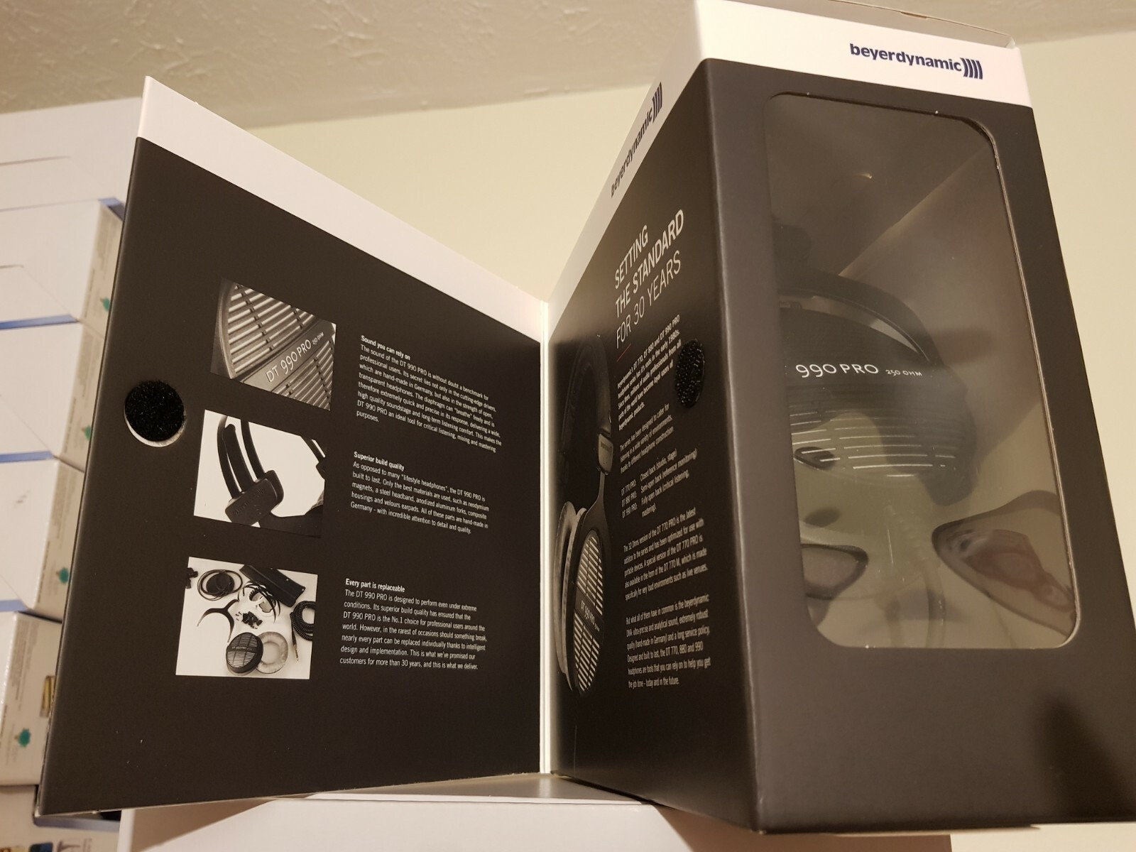 New Beyerdynamic DT 990 Pro 250 Ohm Open Back Studio wired Germany Headphones