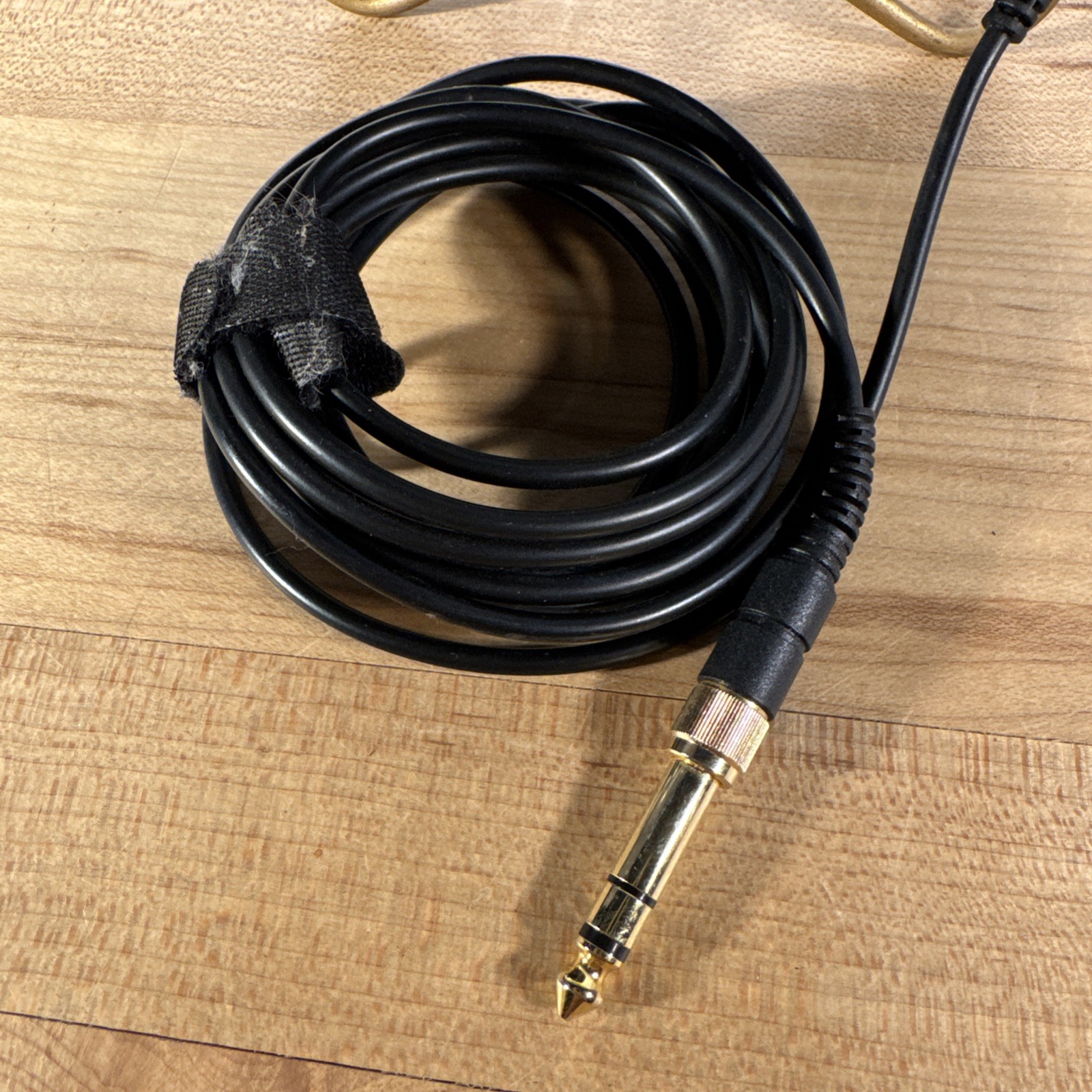 Monoprice Modern Retro Over Ear Headphones, Black, Lightly Used