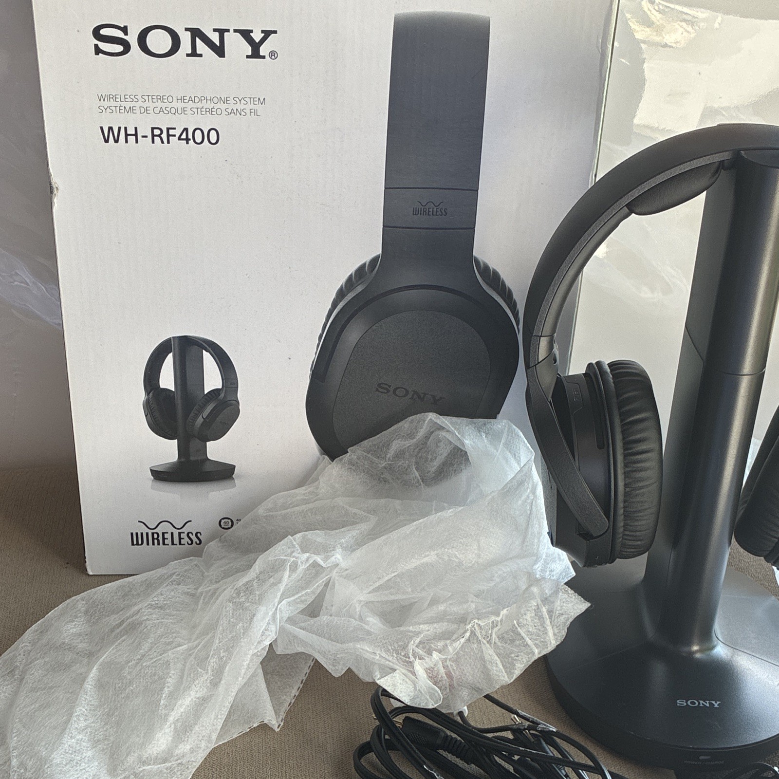Sony WH-RF400 RF Wireless UHF TV Stereo Headphones Black w/ Stand + Adapter