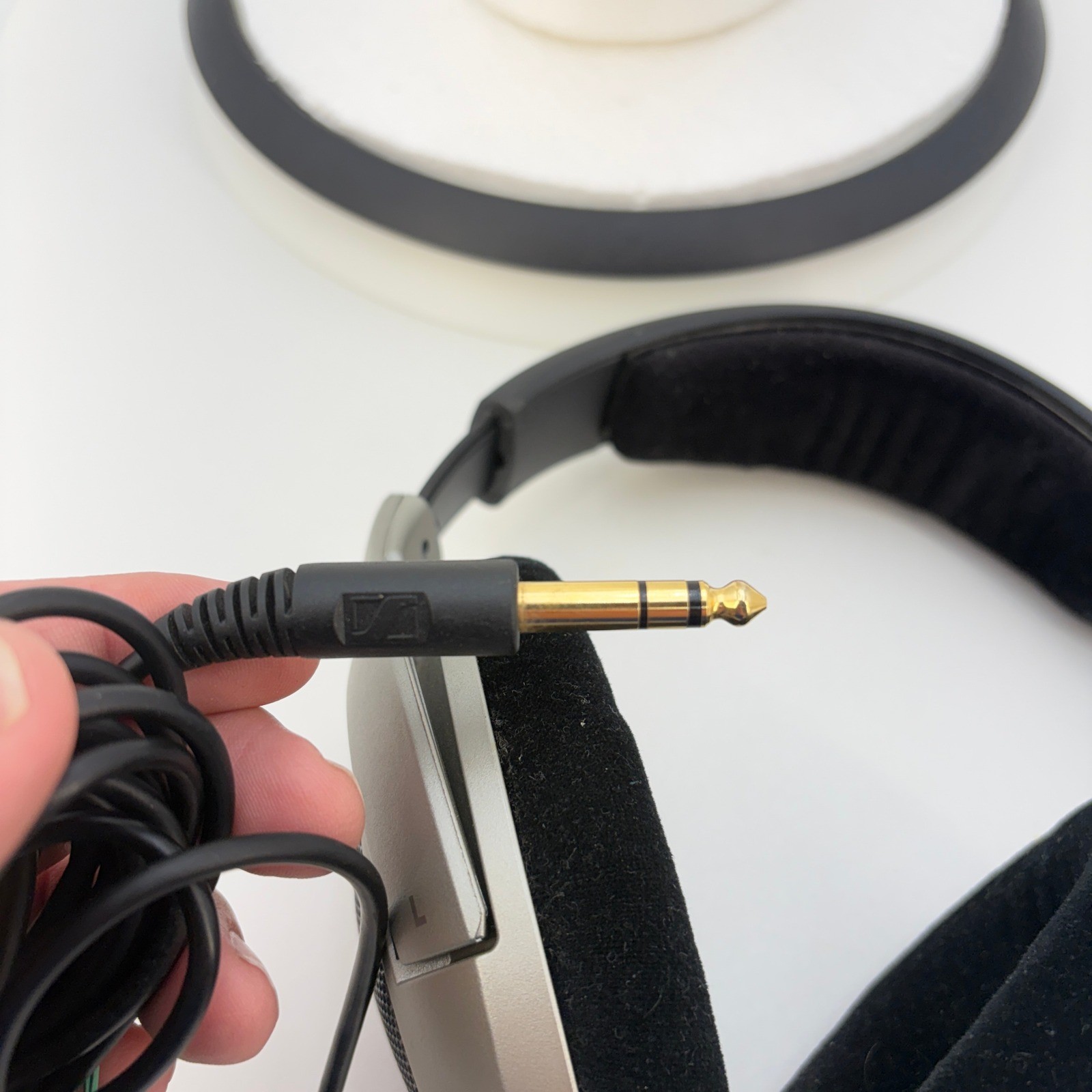 Sennheiser HD 555 Open Back Over Ear Audiophile Wired Headphones Gray Black