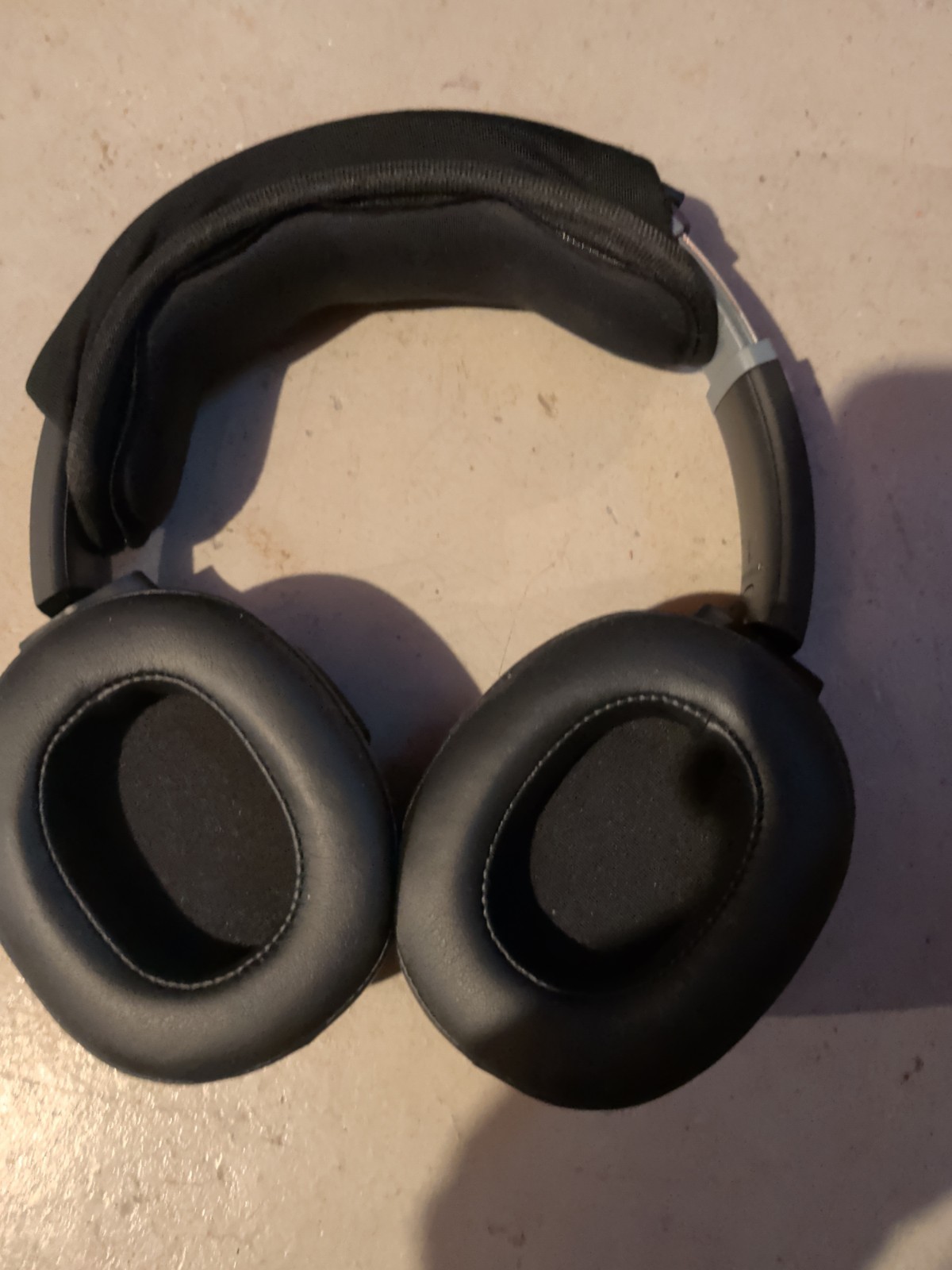Skullcandy Crusher Evo Headphones – Black CIB includes COOLING GEL cushion
