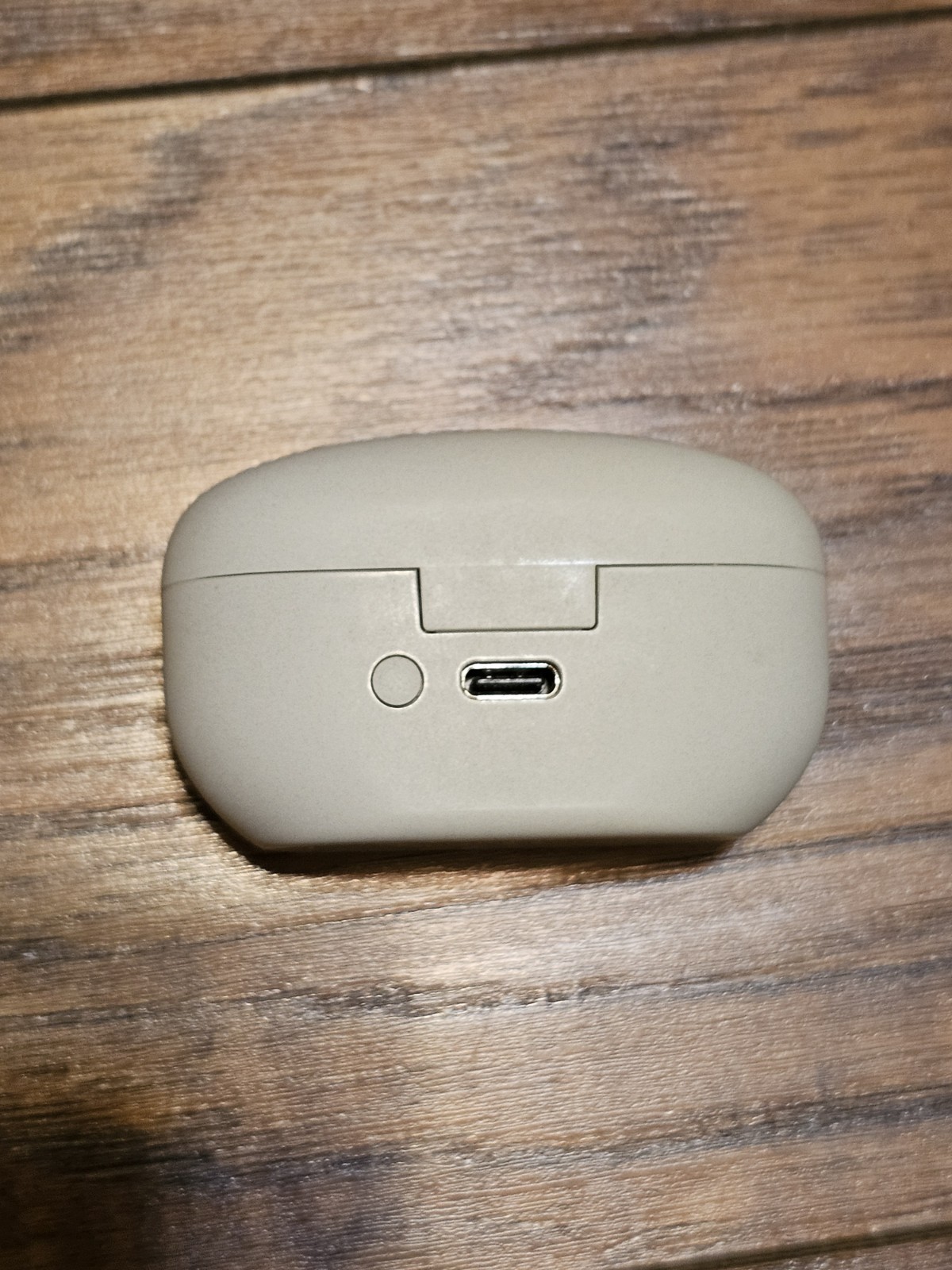 SONY WF1000XM5 noise cancelling earbuds in good condition for sale.