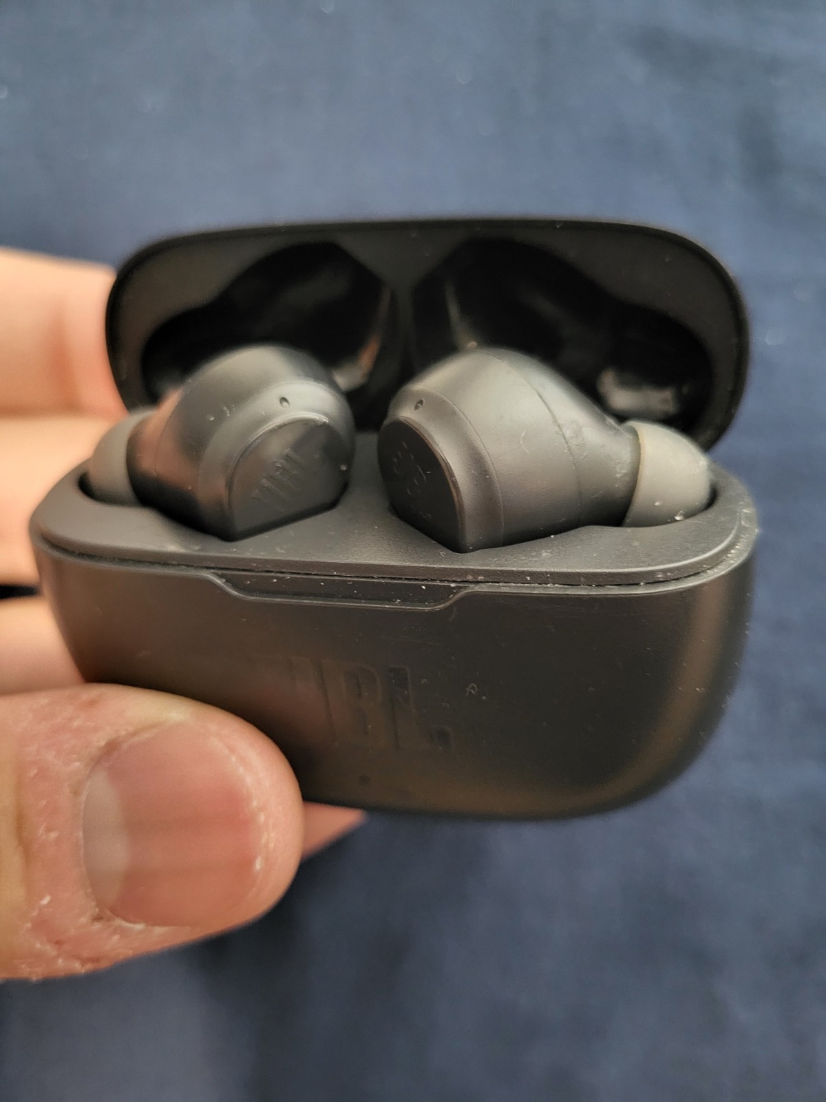 JBL Headphones Black No Box No Charger Works Great