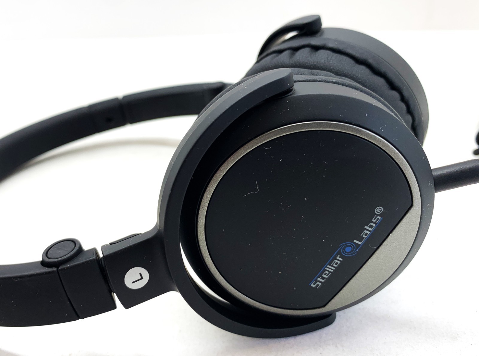 Wired On-Ear Premium HiFi Music STEREO HEADPHONES Portable Sound Audio DJ Studio