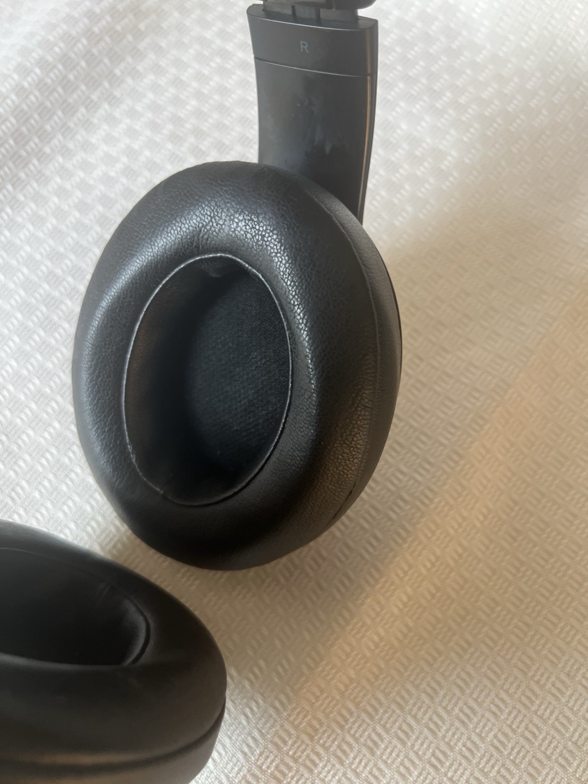 Beats by Dr. Dre Studio Pro Wireless Bluetooth Headphones
