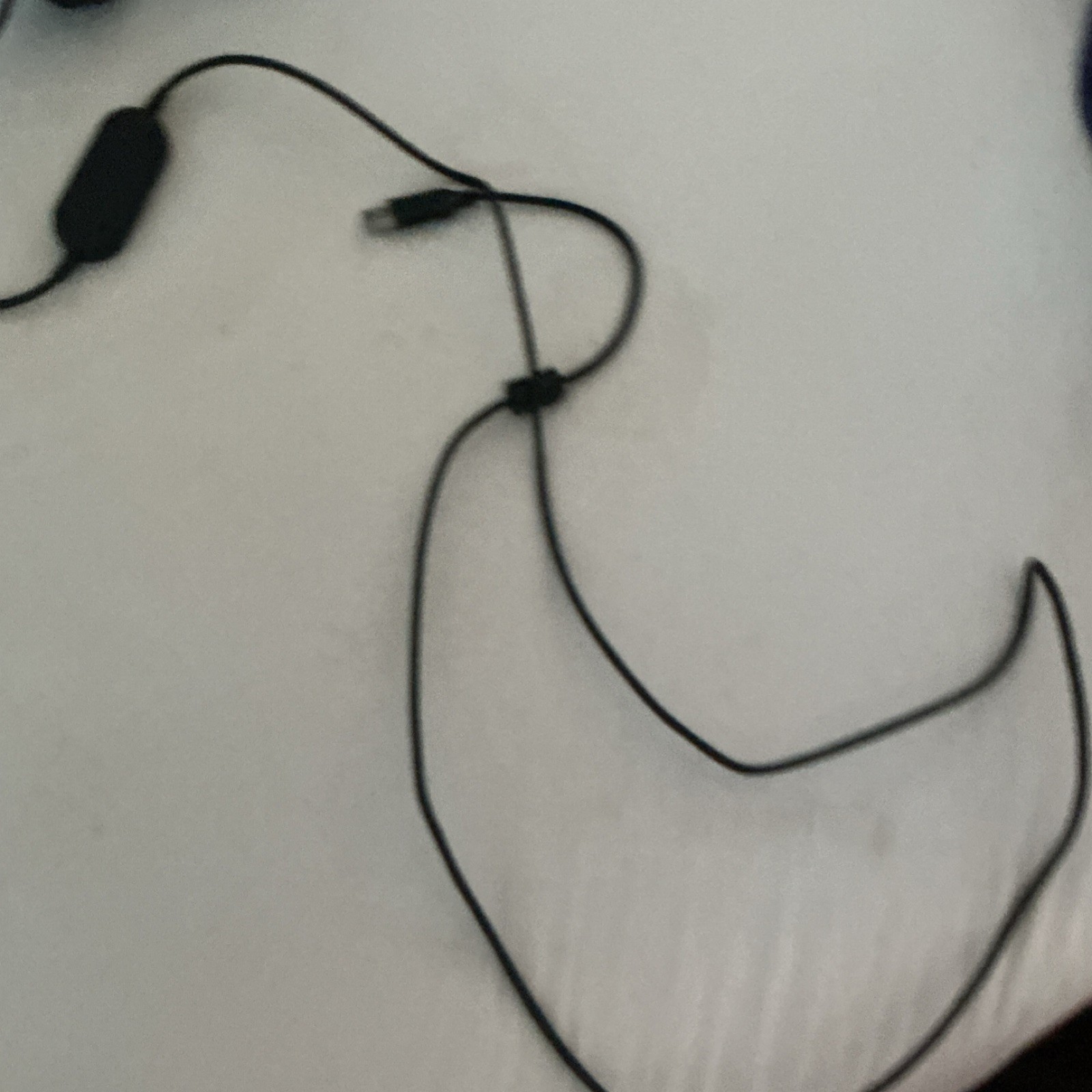 1100 Series Wired Over-Ear Headphones Black 3.5mm Jack On-Cable Microphone