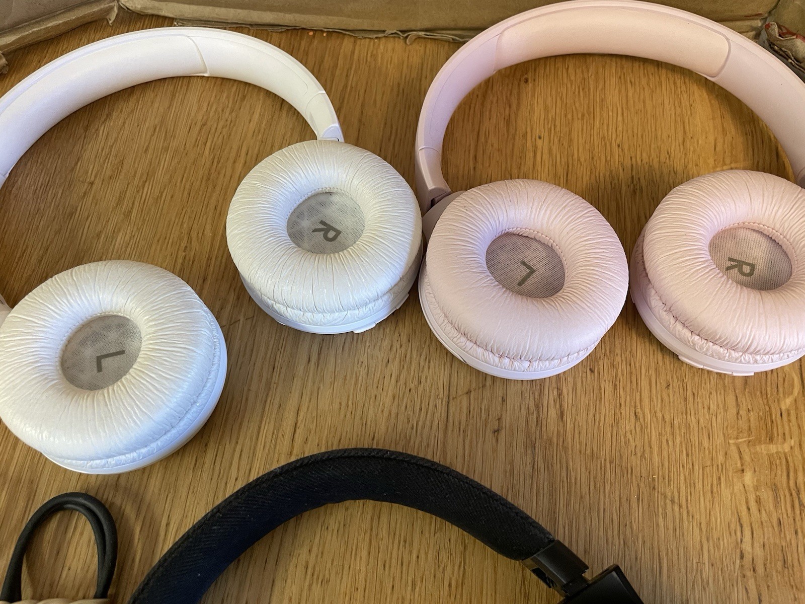 Lot Of JBL Tune 510BT Pink White Black Live 675NC Bluetooth Headphones