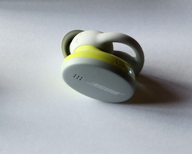 Unused Glacier White Bose Sport True Wireless RIGHT EARBUD ONLY In Bulk Pkg
